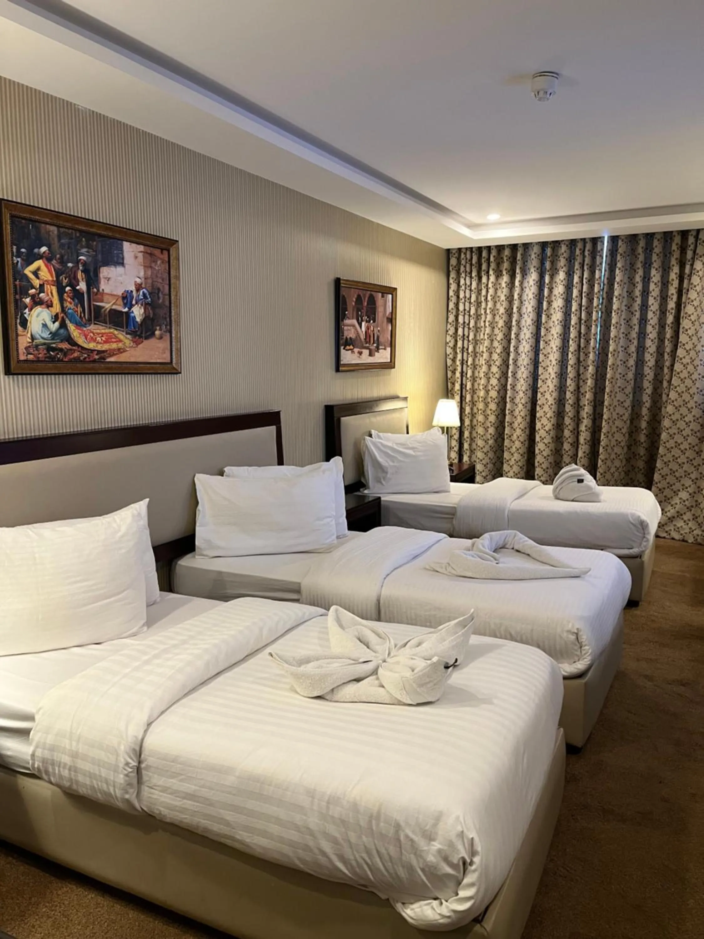 Bed in Strand Hotel Jordan