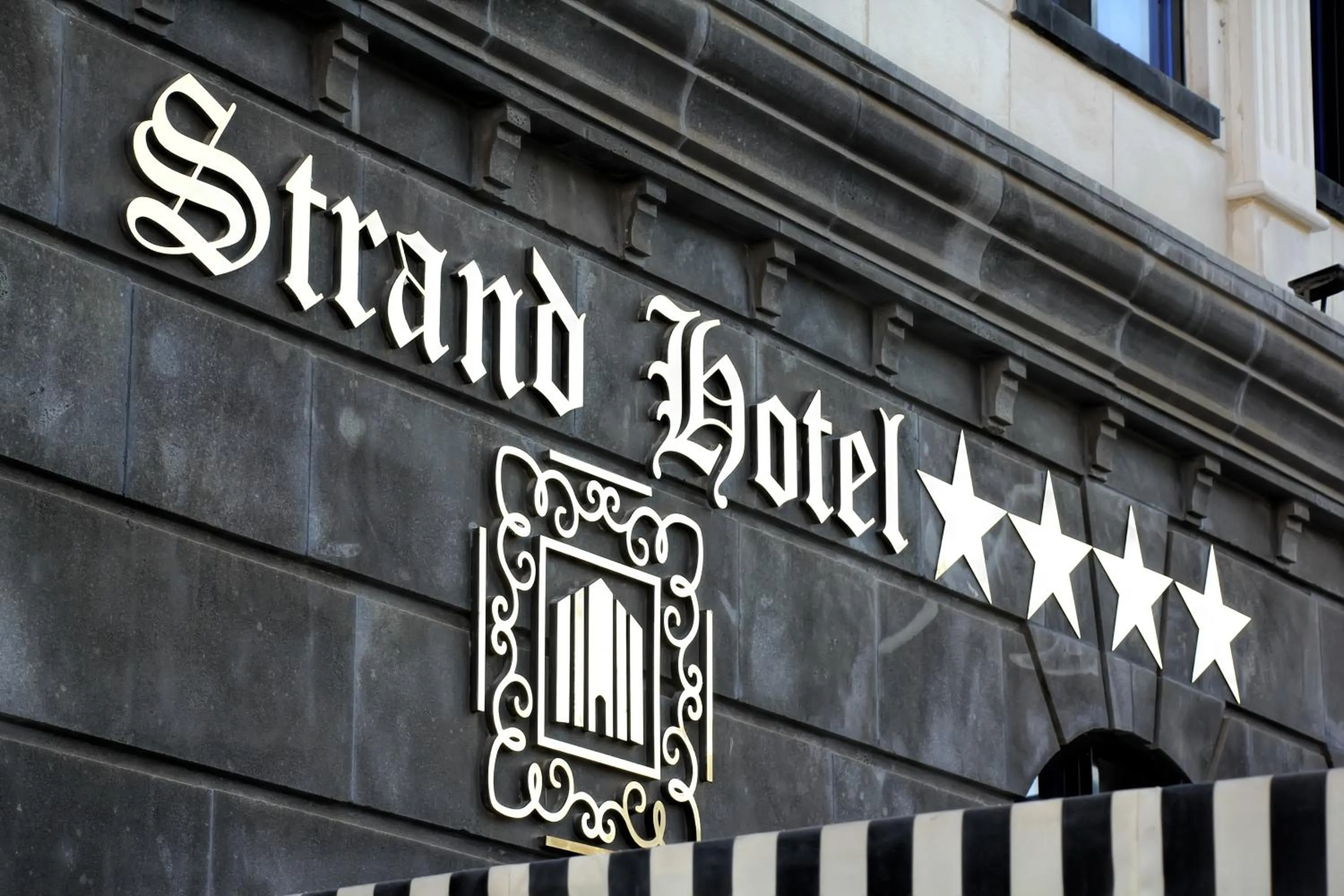 Property building in Strand Hotel Jordan