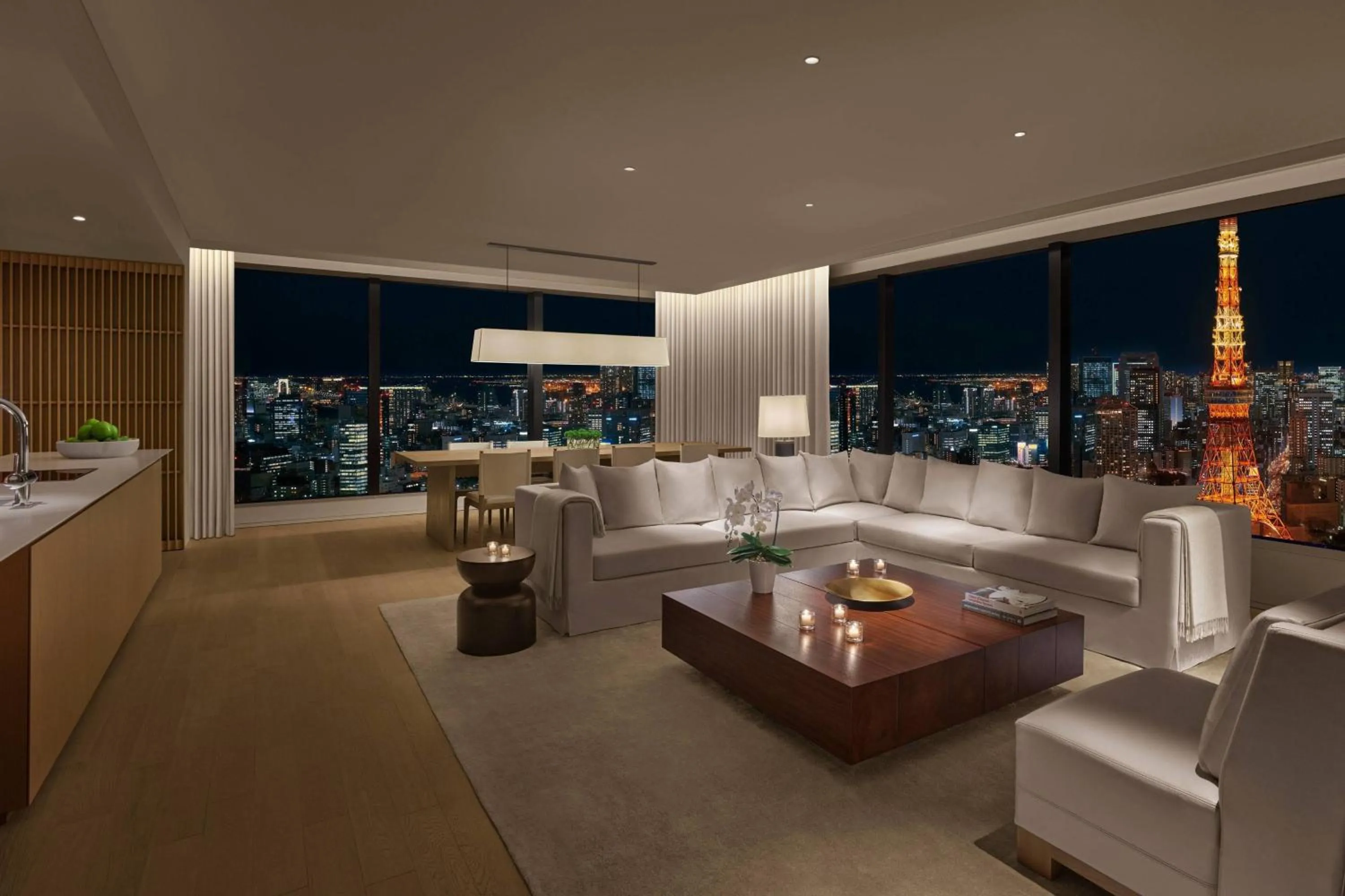 Photo of the whole room in The Tokyo EDITION, Toranomon