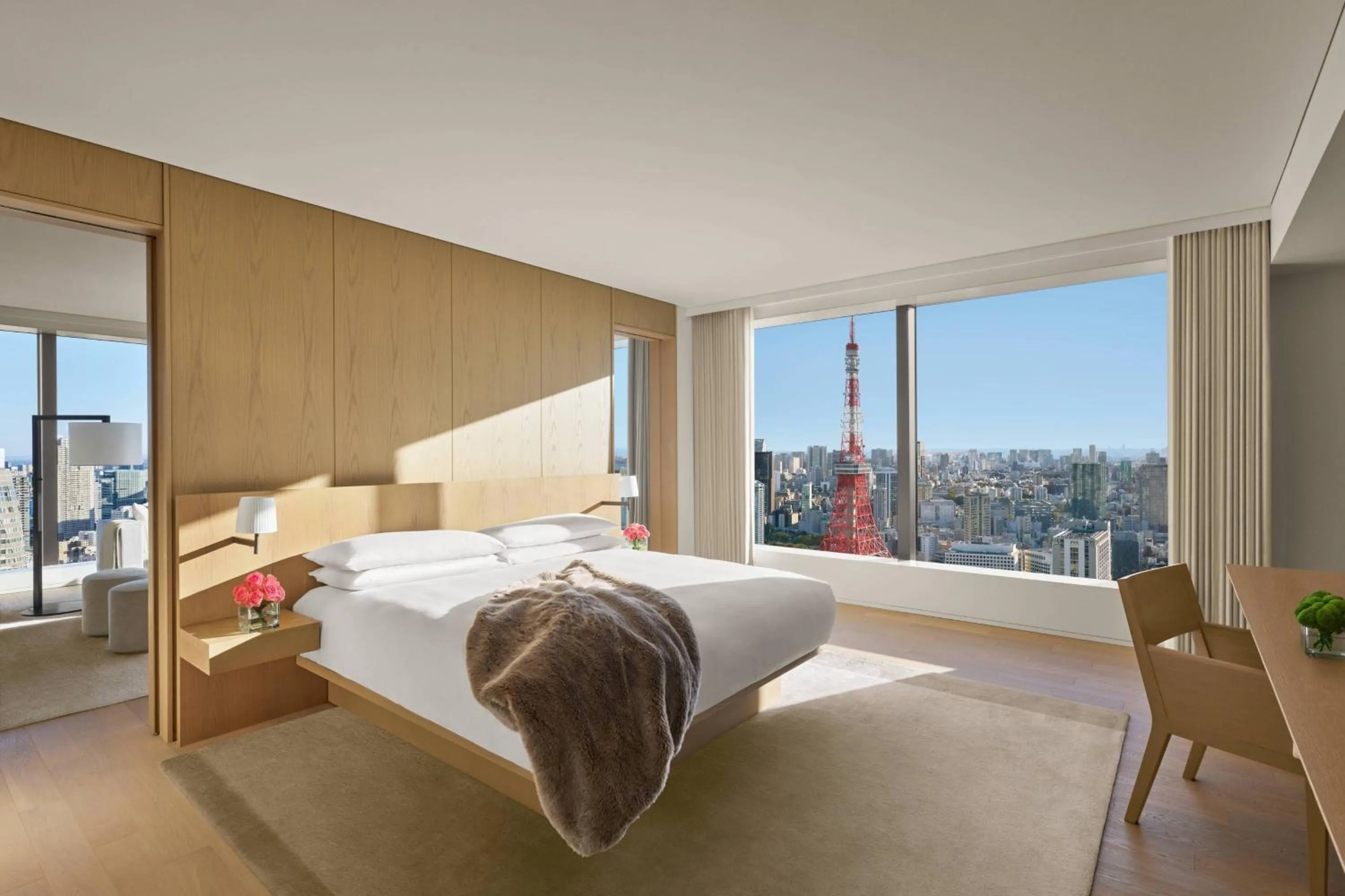 Bedroom, Bed in The Tokyo EDITION, Toranomon