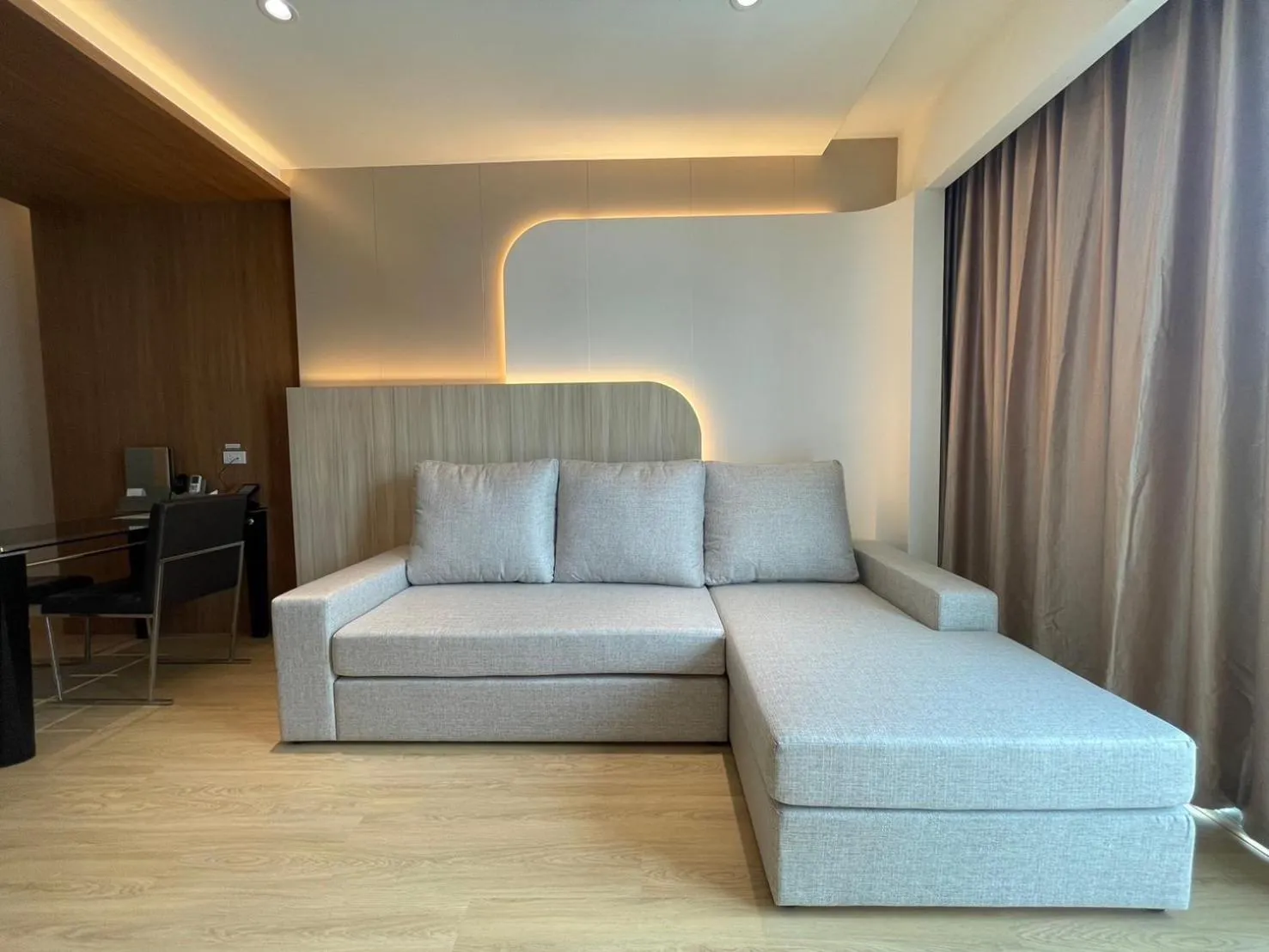 Bed in Golden City Rayong Hotel