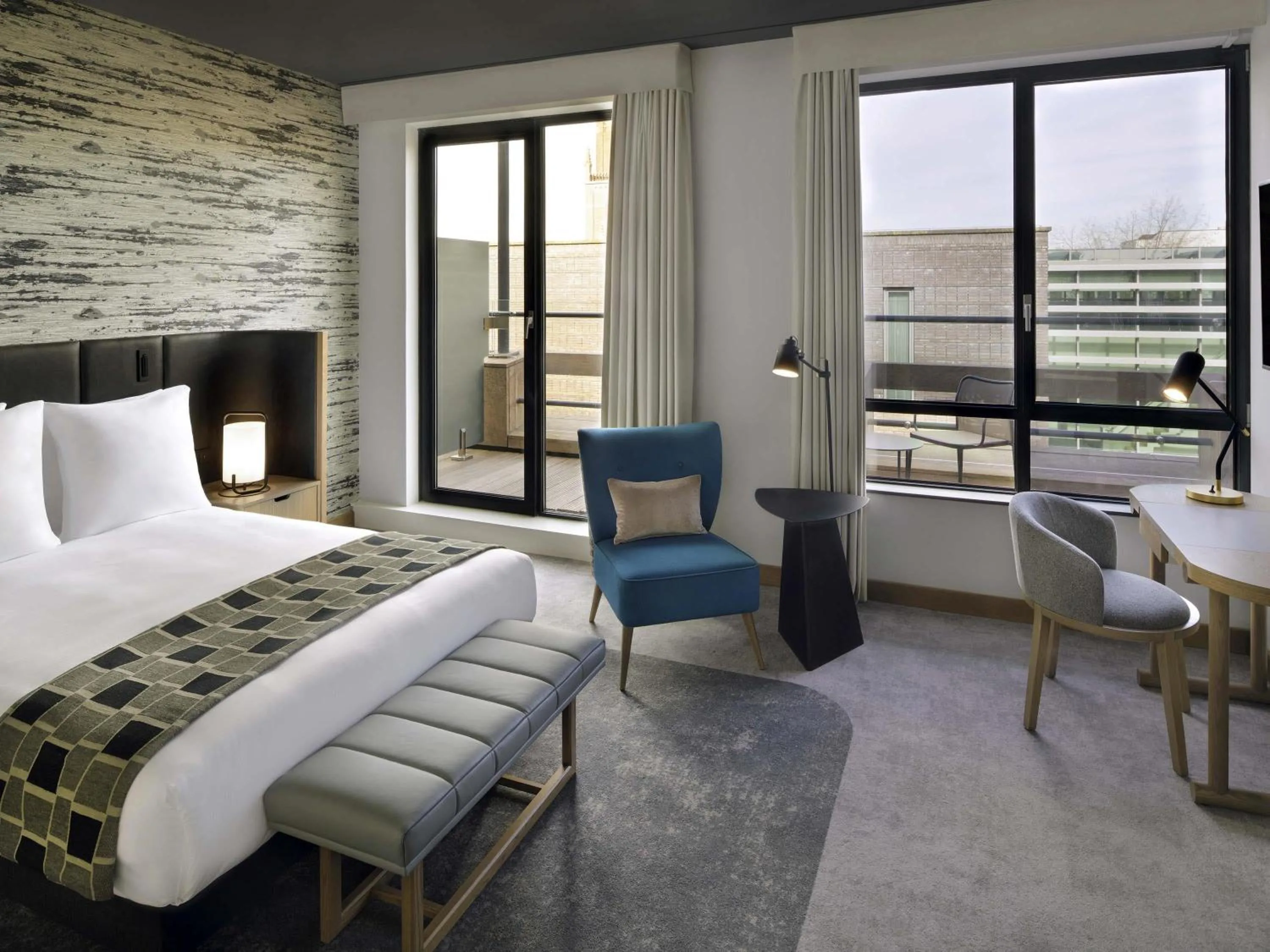 Bedroom, Bed in Mövenpick Hotel The Hague