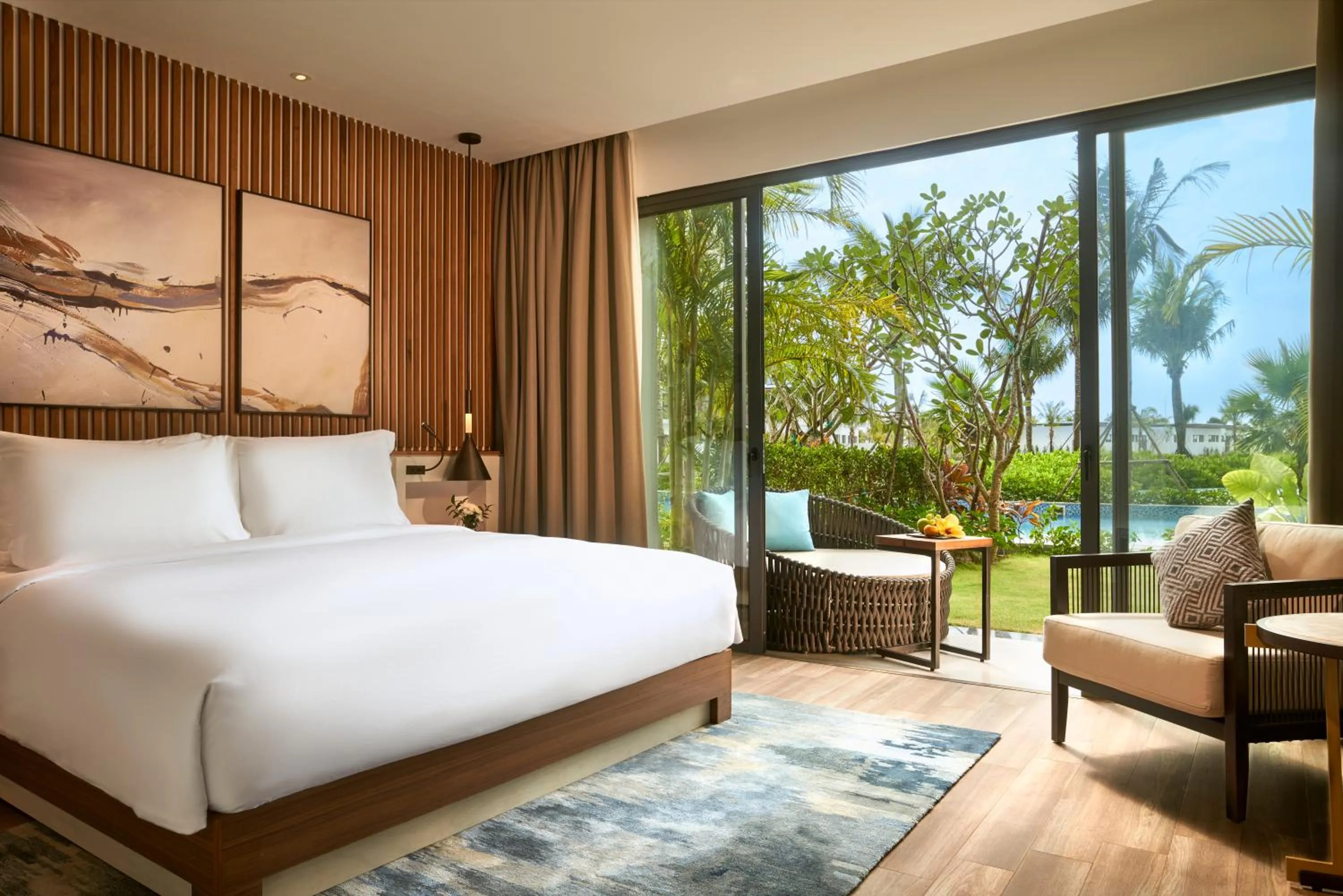 Bed in Mövenpick Villas & Residences Phu Quoc