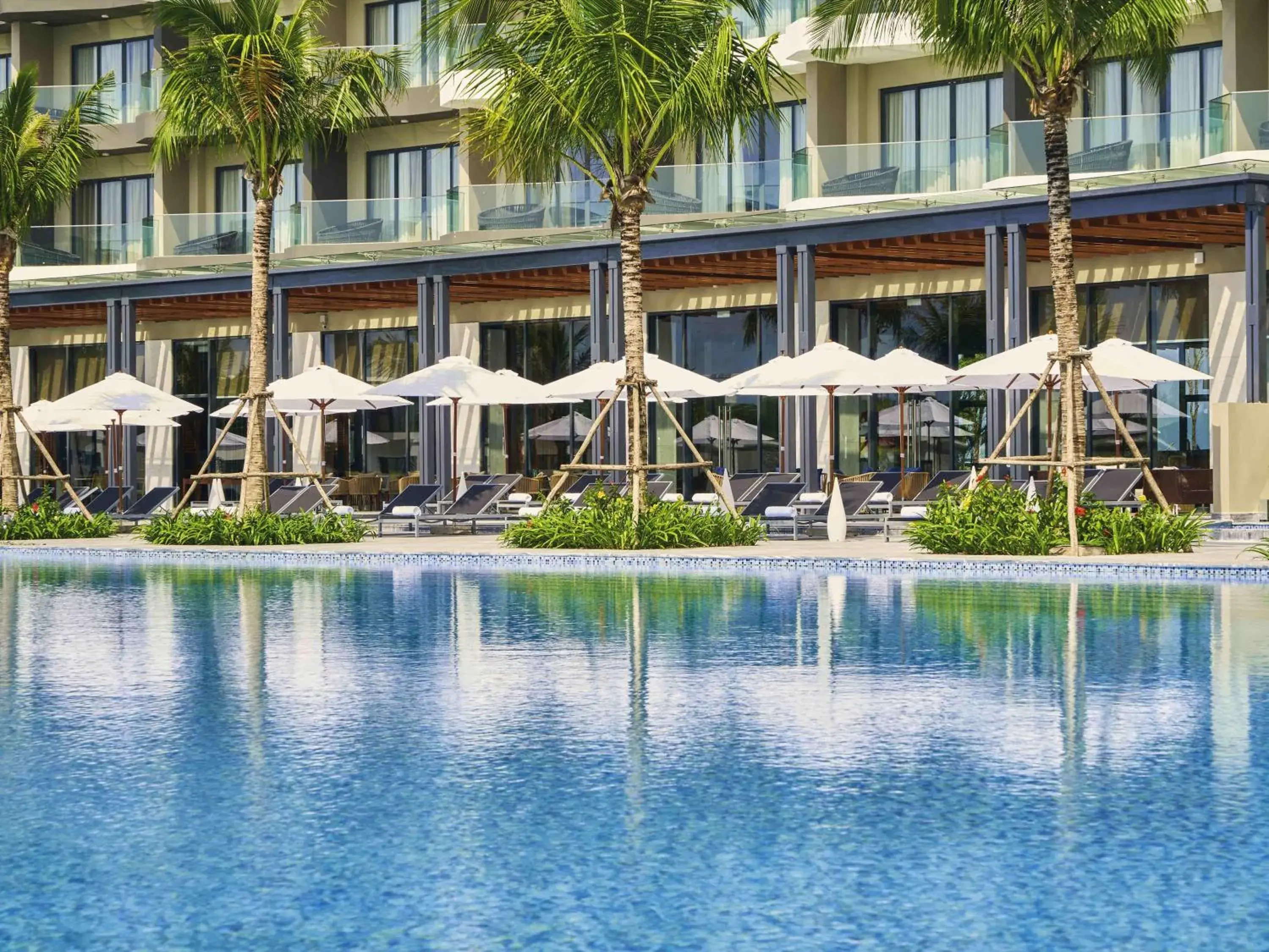 Pool view in Mövenpick Villas & Residences Phu Quoc Pool view in Mövenpick Villas & Residences Phu Quoc
