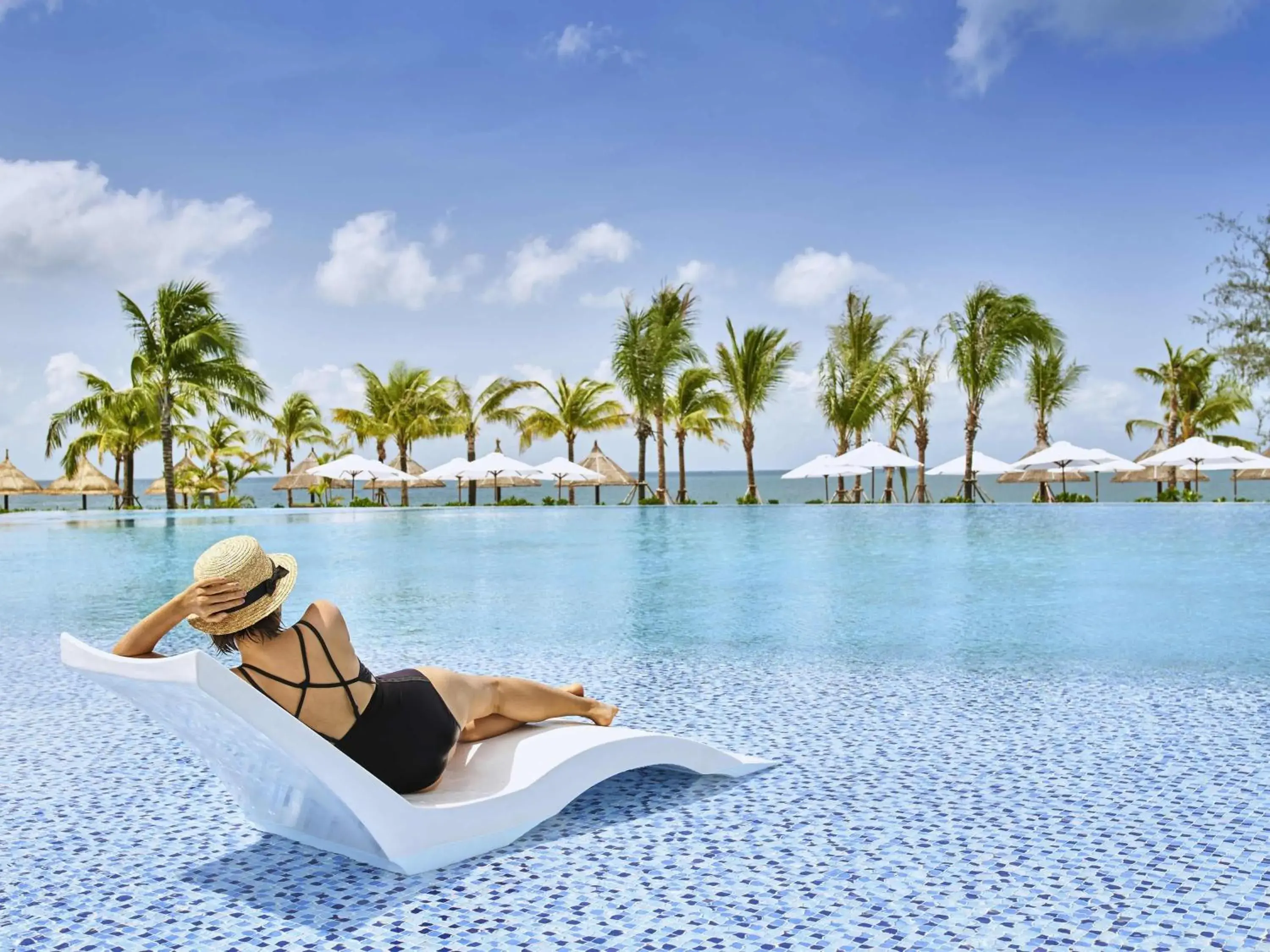 Pool view in Mövenpick Resort Waverly Phu Quoc Pool view in Mövenpick Resort Waverly Phu Quoc