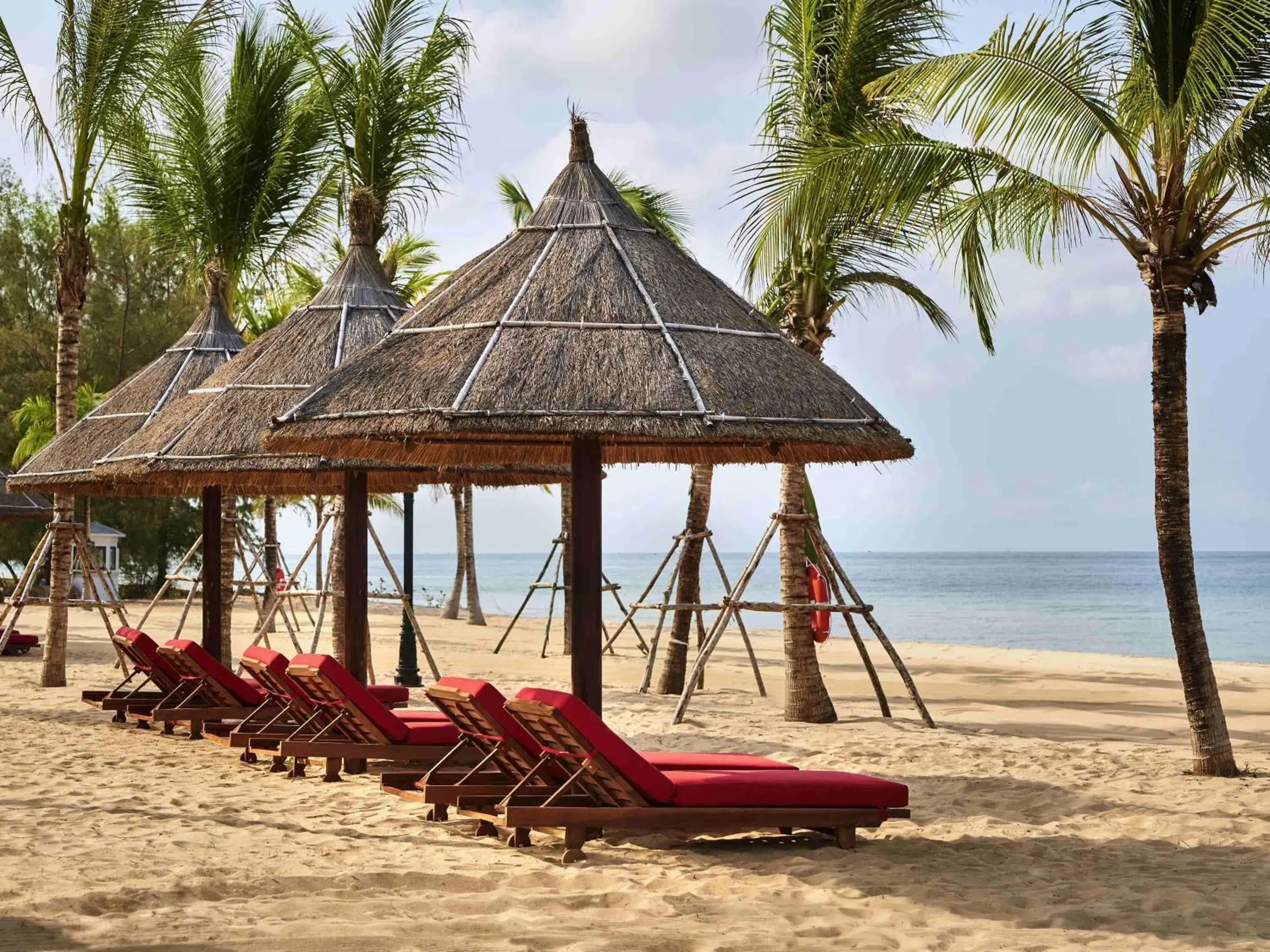 Property building in Mövenpick Resort Waverly Phu Quoc Property building in Mövenpick Resort Waverly Phu Quoc