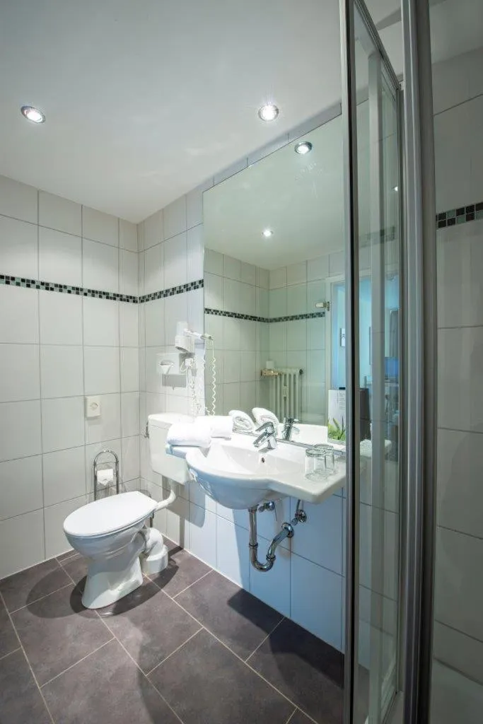 Bathroom in PANORAMA HOTEL in Neustadt an der Weinstraße