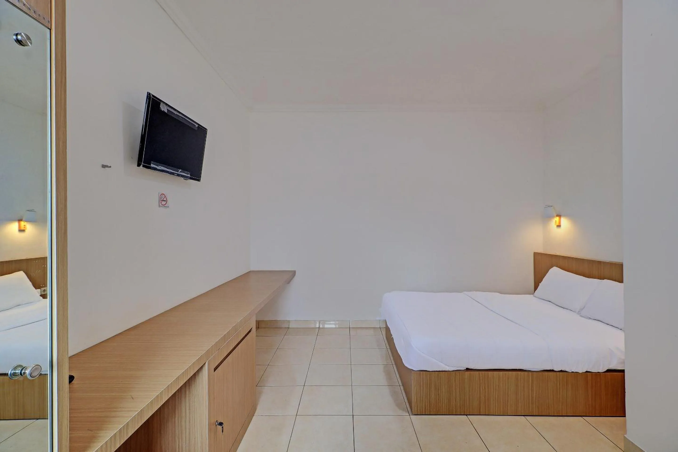 Bedroom, Bed in Guest House Simalem