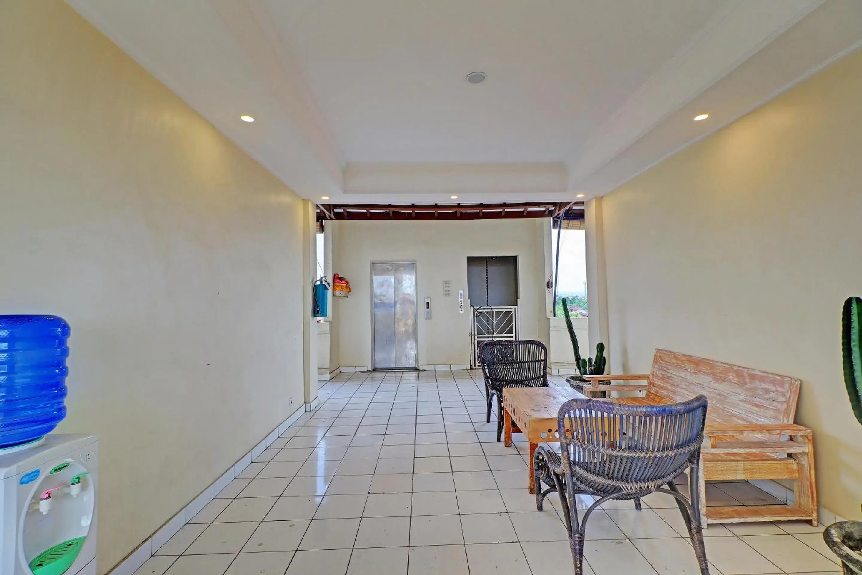 Lobby or reception in Guest House Simalem