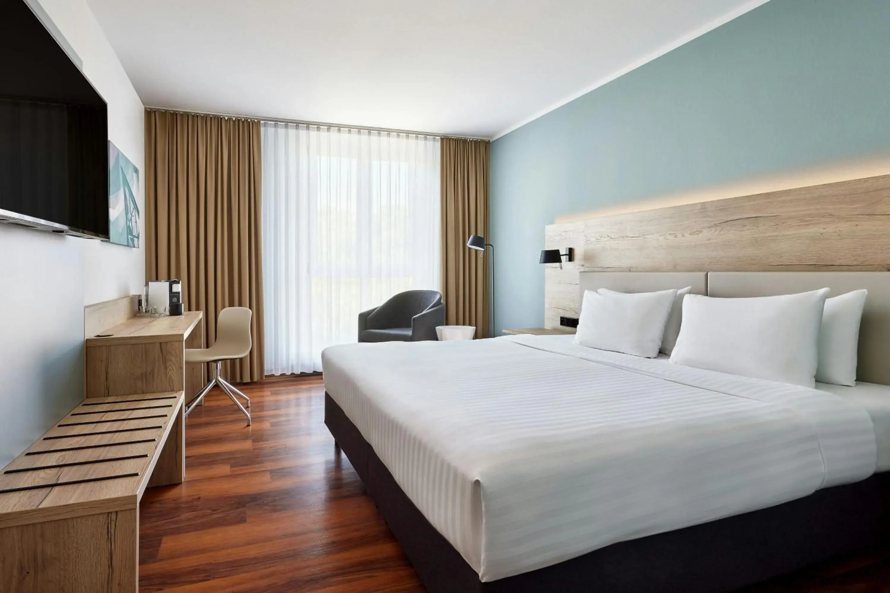 Comfort Double Room in Courtyard by Marriott Dresden Comfort Double Room in Courtyard by Marriott Dresden