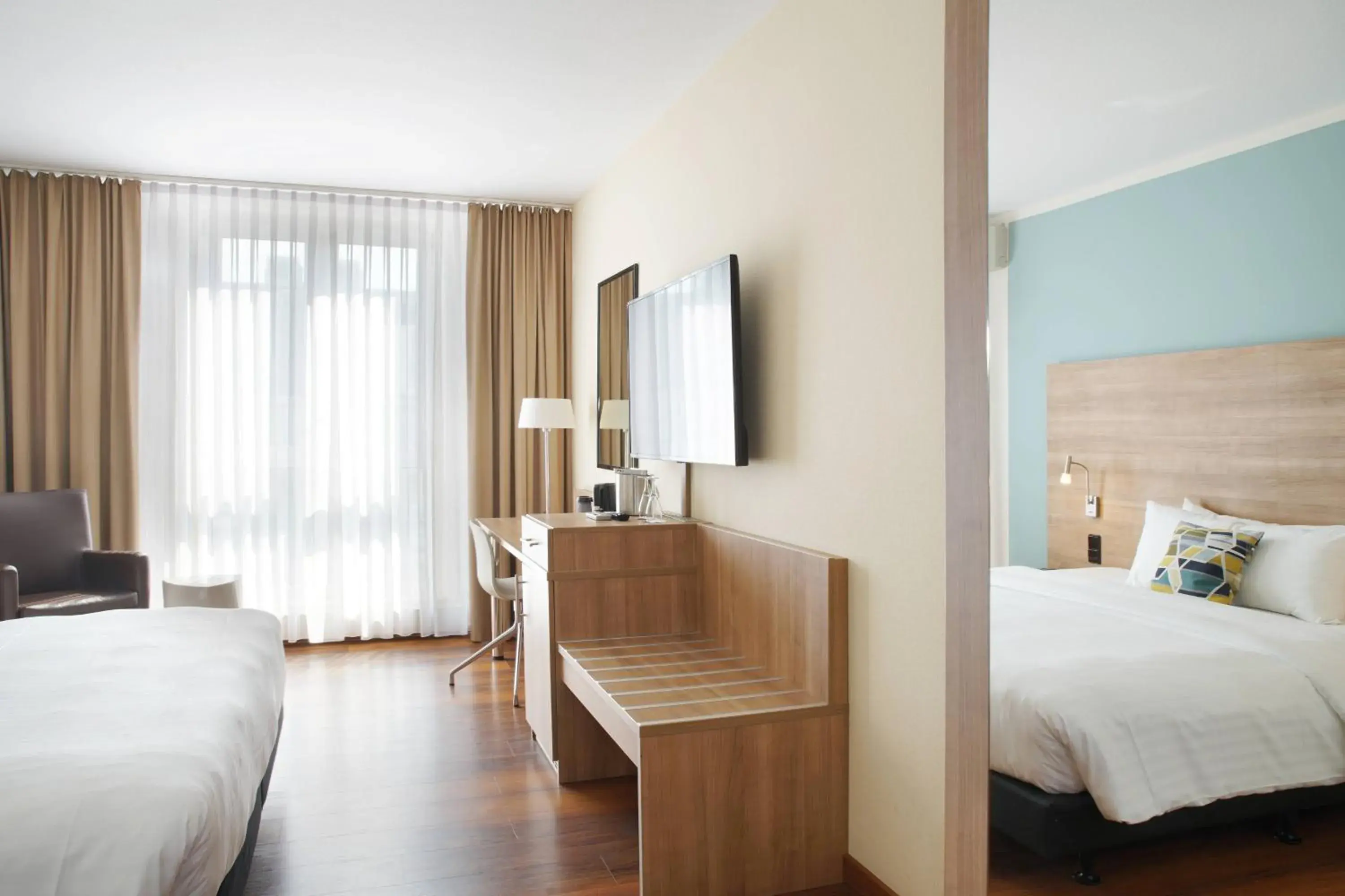 Business Double Room with Courtyard View - single occupancy - Quiet Location in Courtyard by Marriott Dresden Business Double Room with Courtyard View - single occupancy - Quiet Location in Courtyard by Marriott Dresden