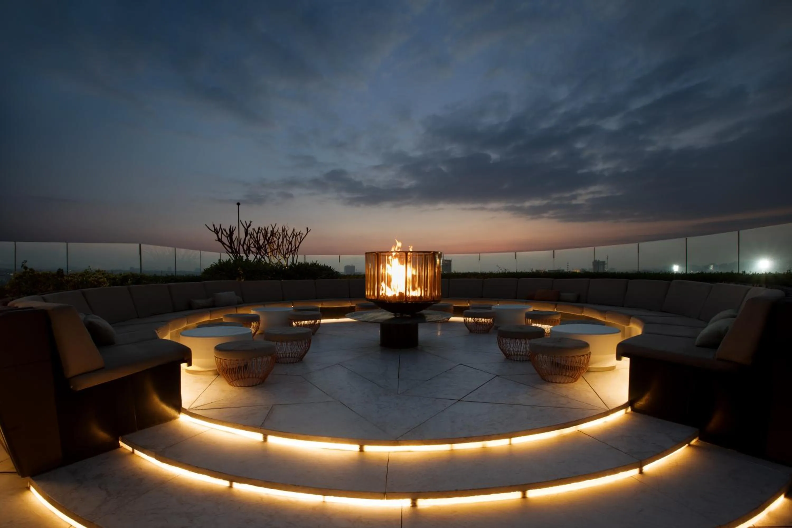 Restaurant/places to eat in The Ritz-Carlton, Bangalore