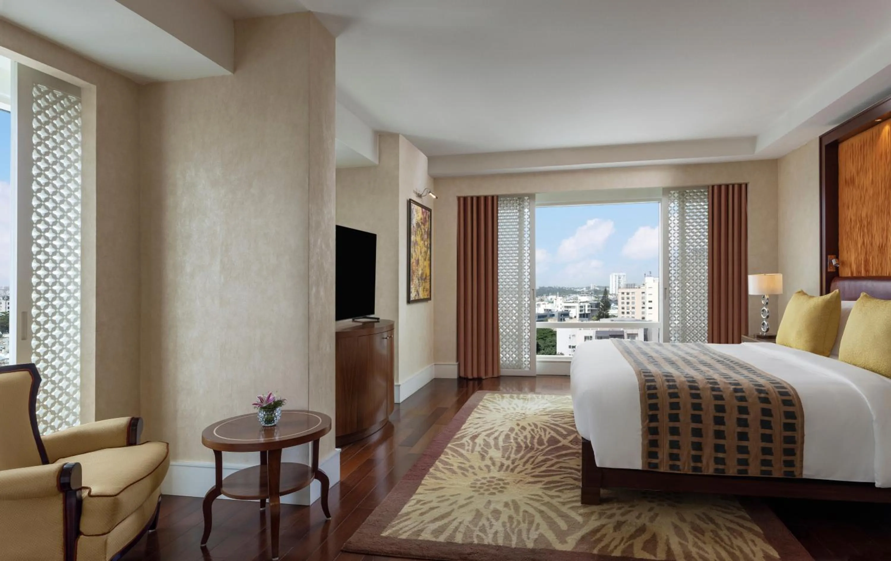 Bed in The Ritz-Carlton, Bangalore