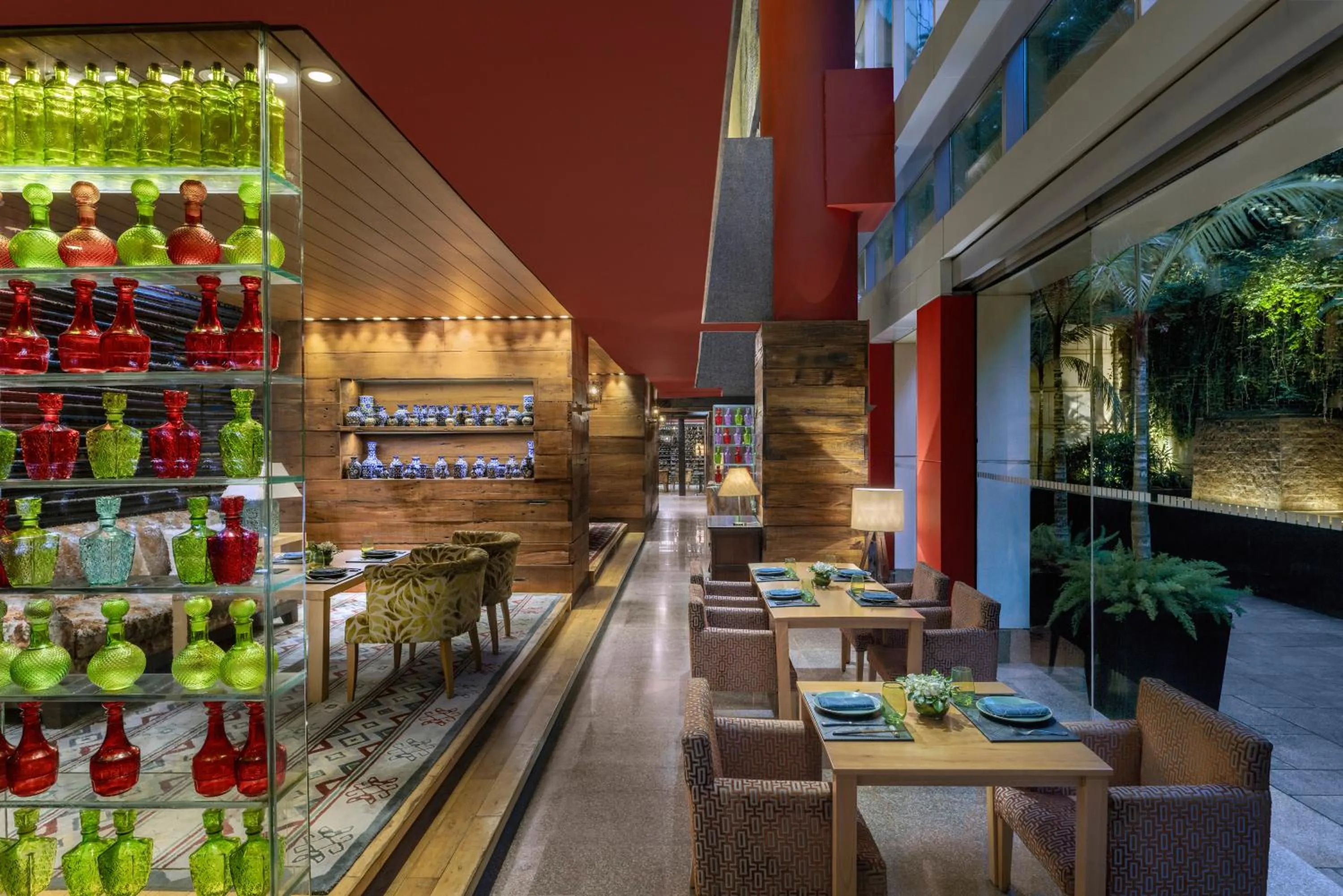 Restaurant/places to eat in The Ritz-Carlton, Bangalore