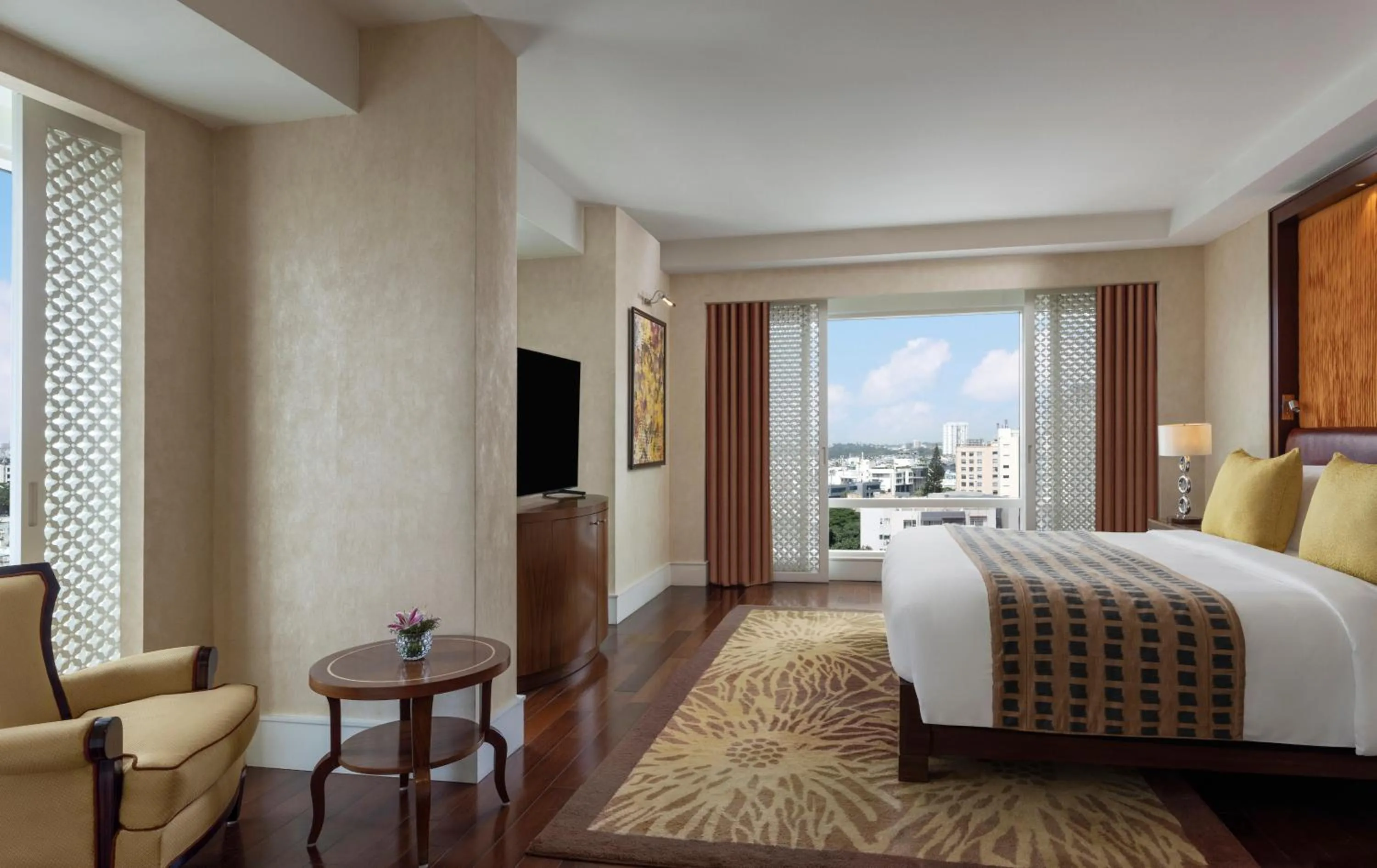 Bed in The Ritz-Carlton, Bangalore