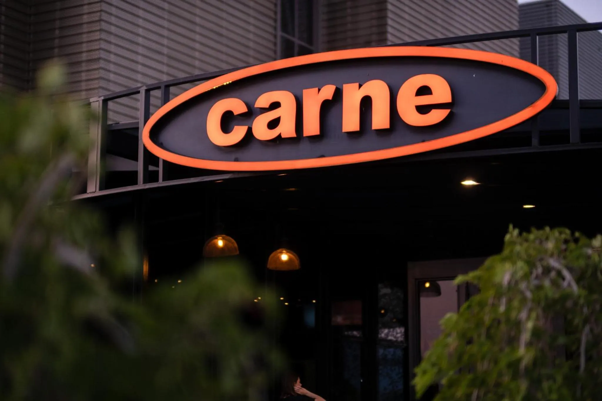 Restaurant/places to eat in Avec Hotel