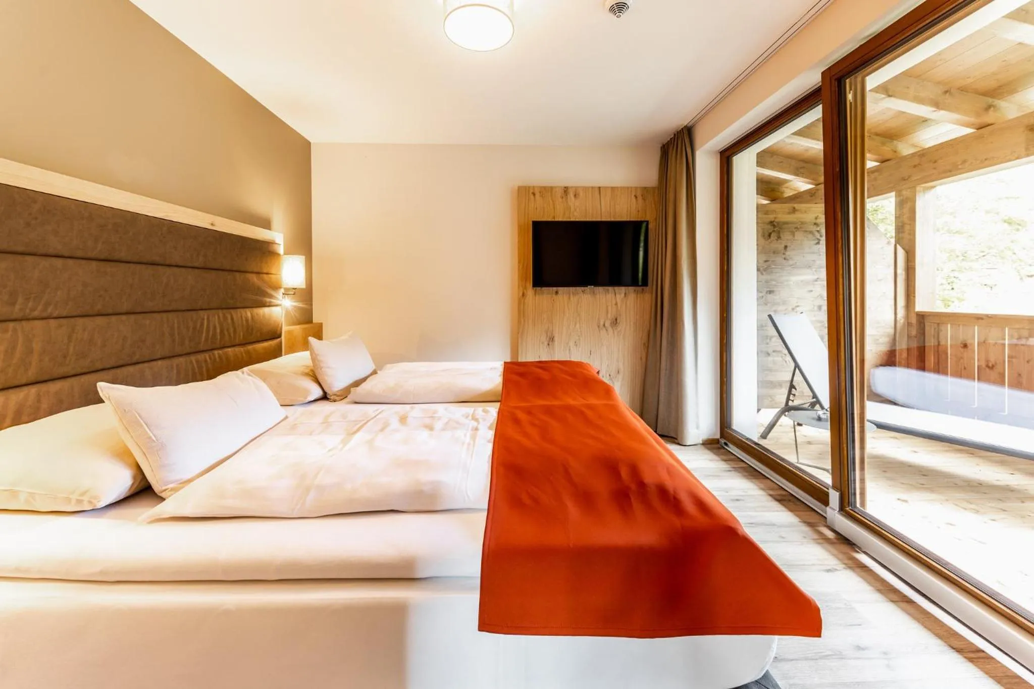 Photo of the whole room, Bed in Das Bayrischzell Familotel Oberbayern