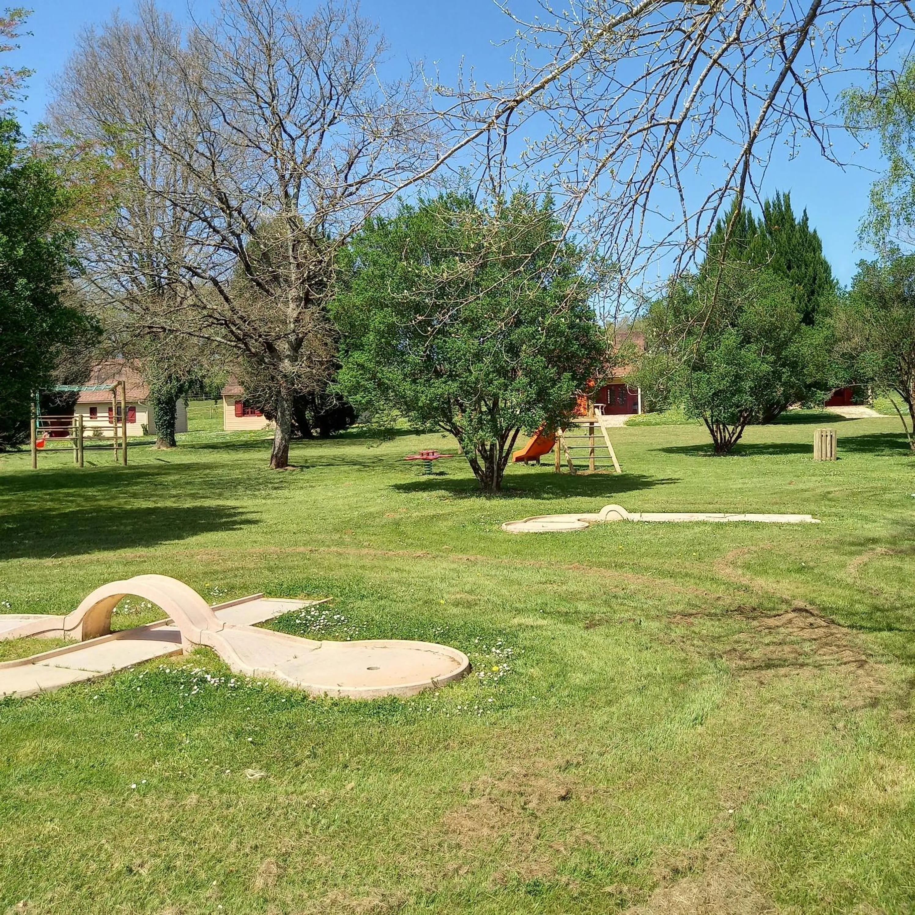 Garden in Domaine de Vaulatour.