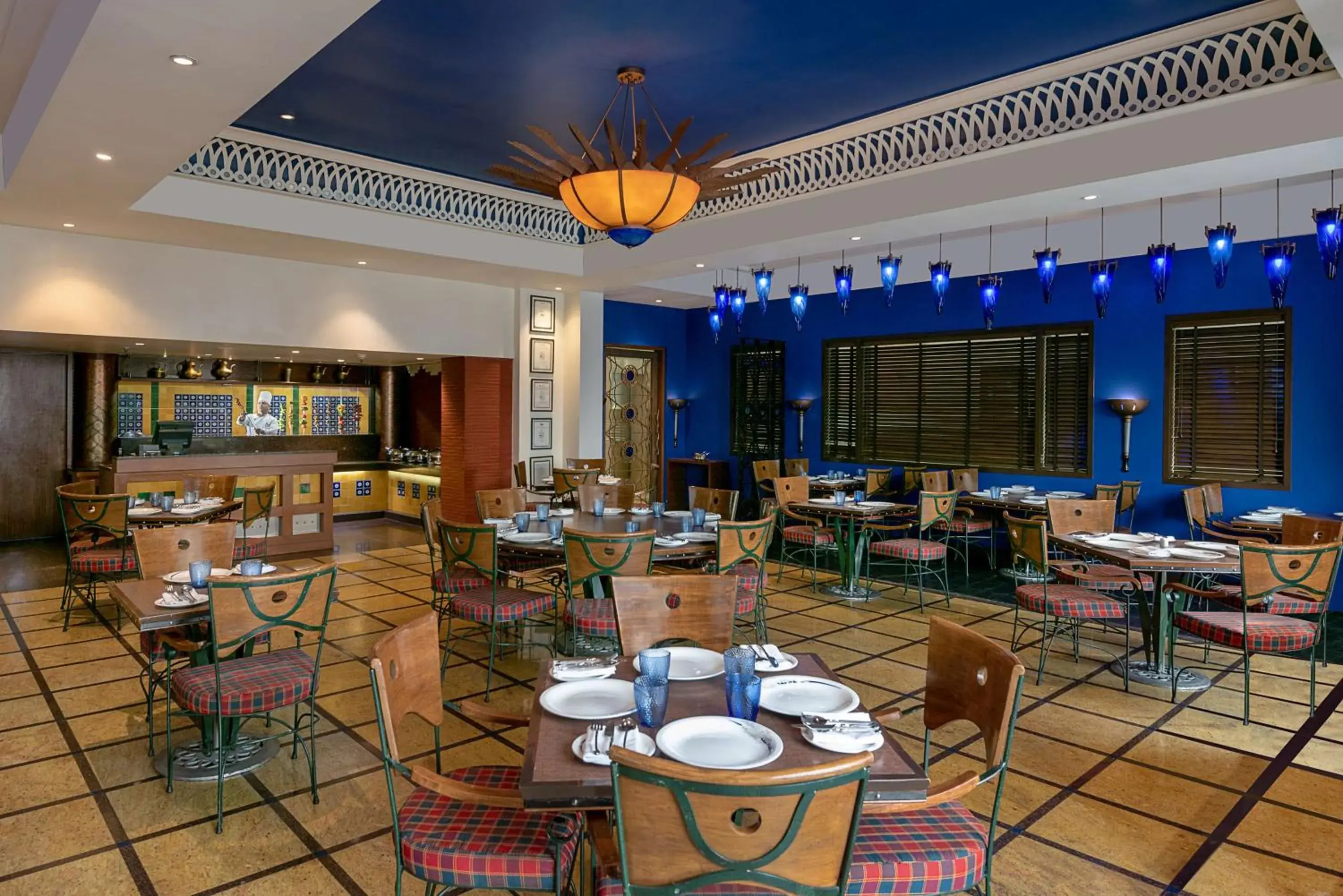 Restaurant/places to eat in Radisson Blu Hotel Ahmedabad Restaurant/places to eat in Radisson Blu Hotel Ahmedabad