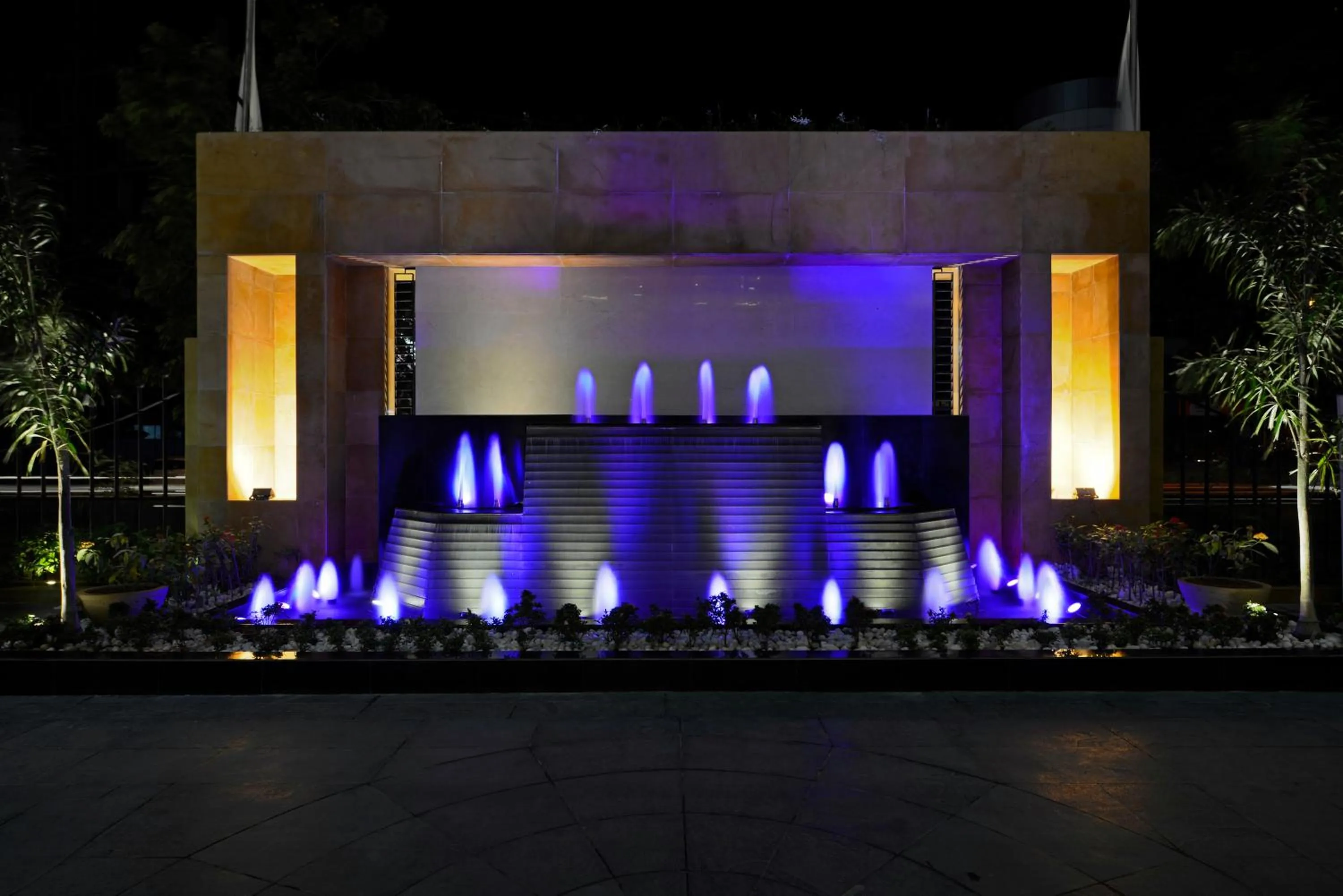 Facade/entrance in Radisson Blu Hotel Ahmedabad