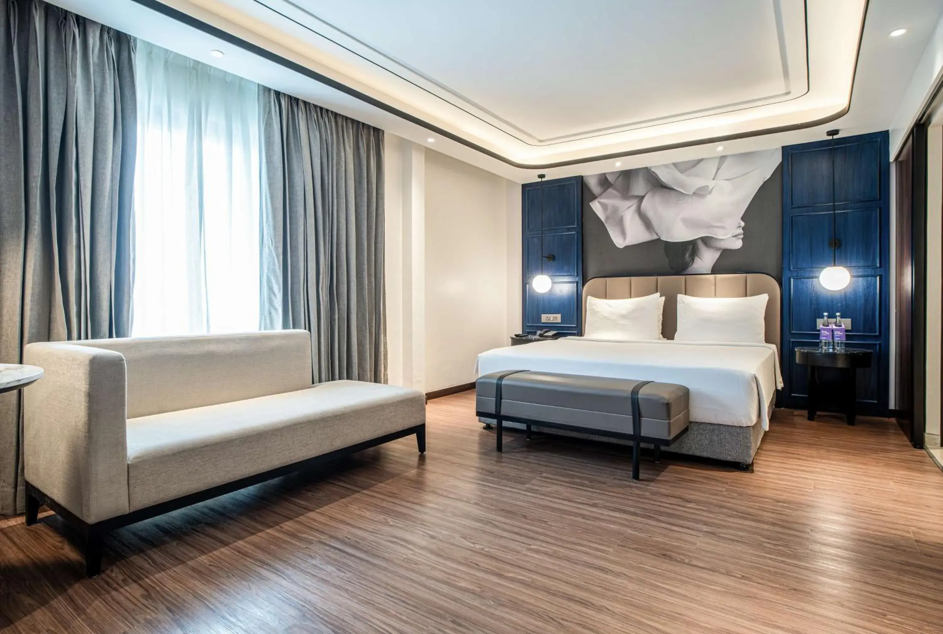 Bedroom, Bed in Radisson Blu Hotel Ahmedabad Bedroom, Bed in Radisson Blu Hotel Ahmedabad