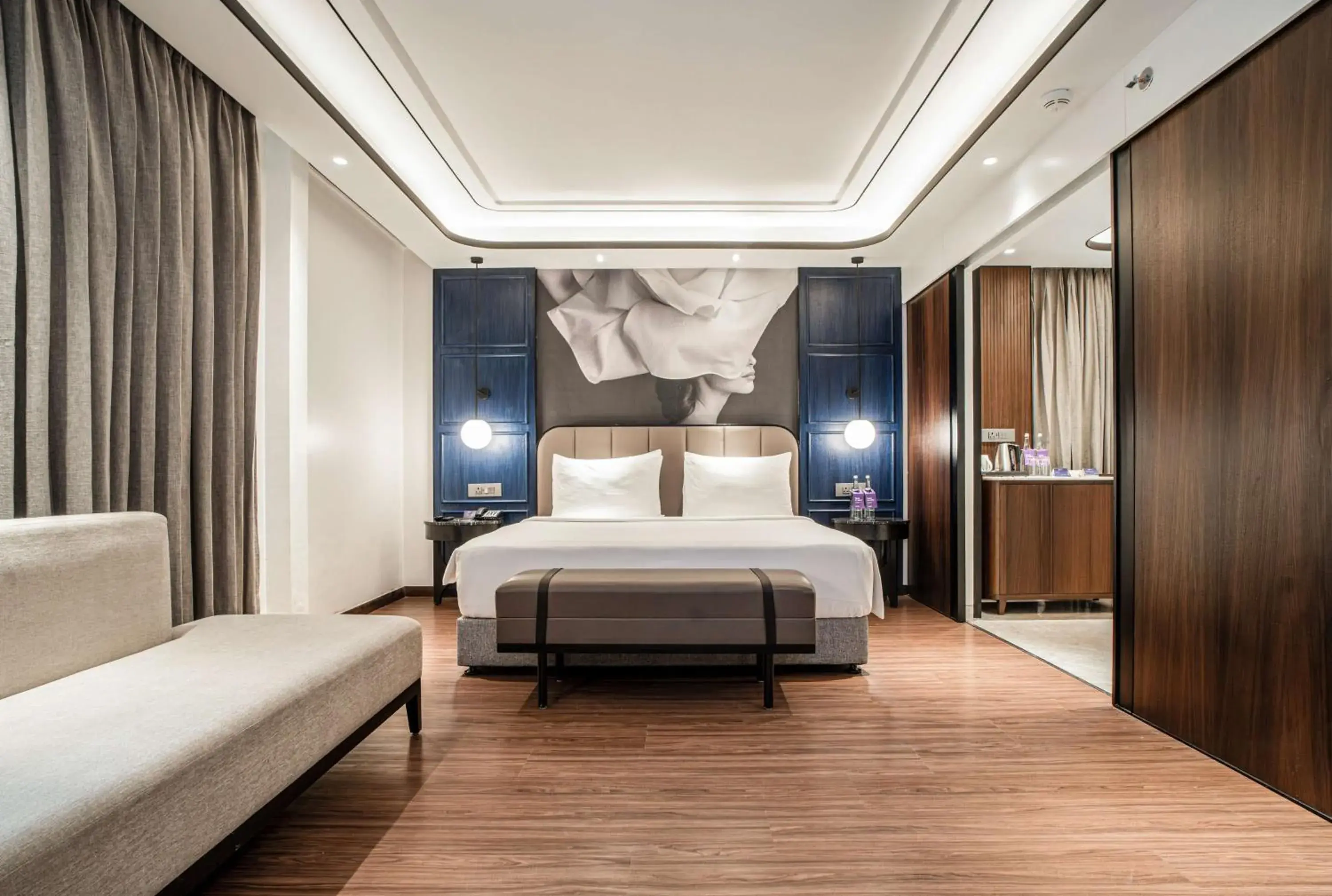 Bedroom, Bed in Radisson Blu Hotel Ahmedabad Bedroom, Bed in Radisson Blu Hotel Ahmedabad