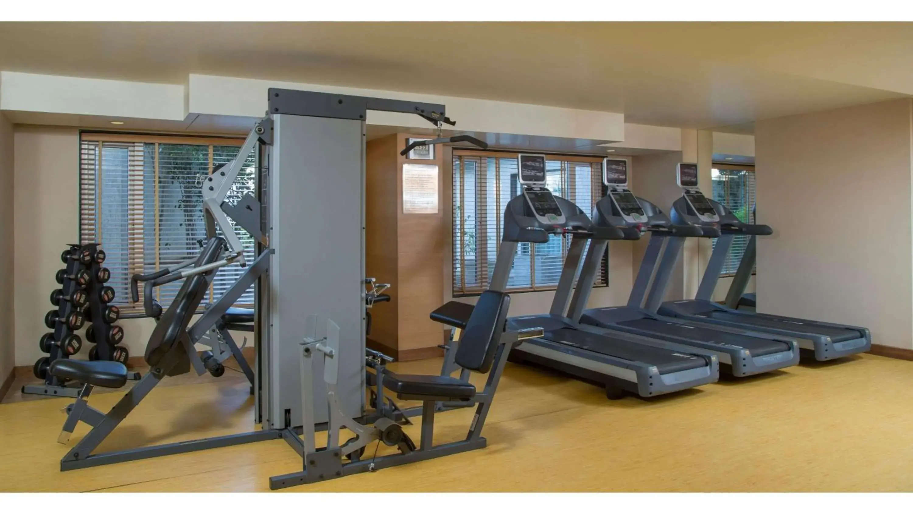 Fitness centre/facilities in Radisson Blu Hotel Ahmedabad Fitness centre/facilities in Radisson Blu Hotel Ahmedabad