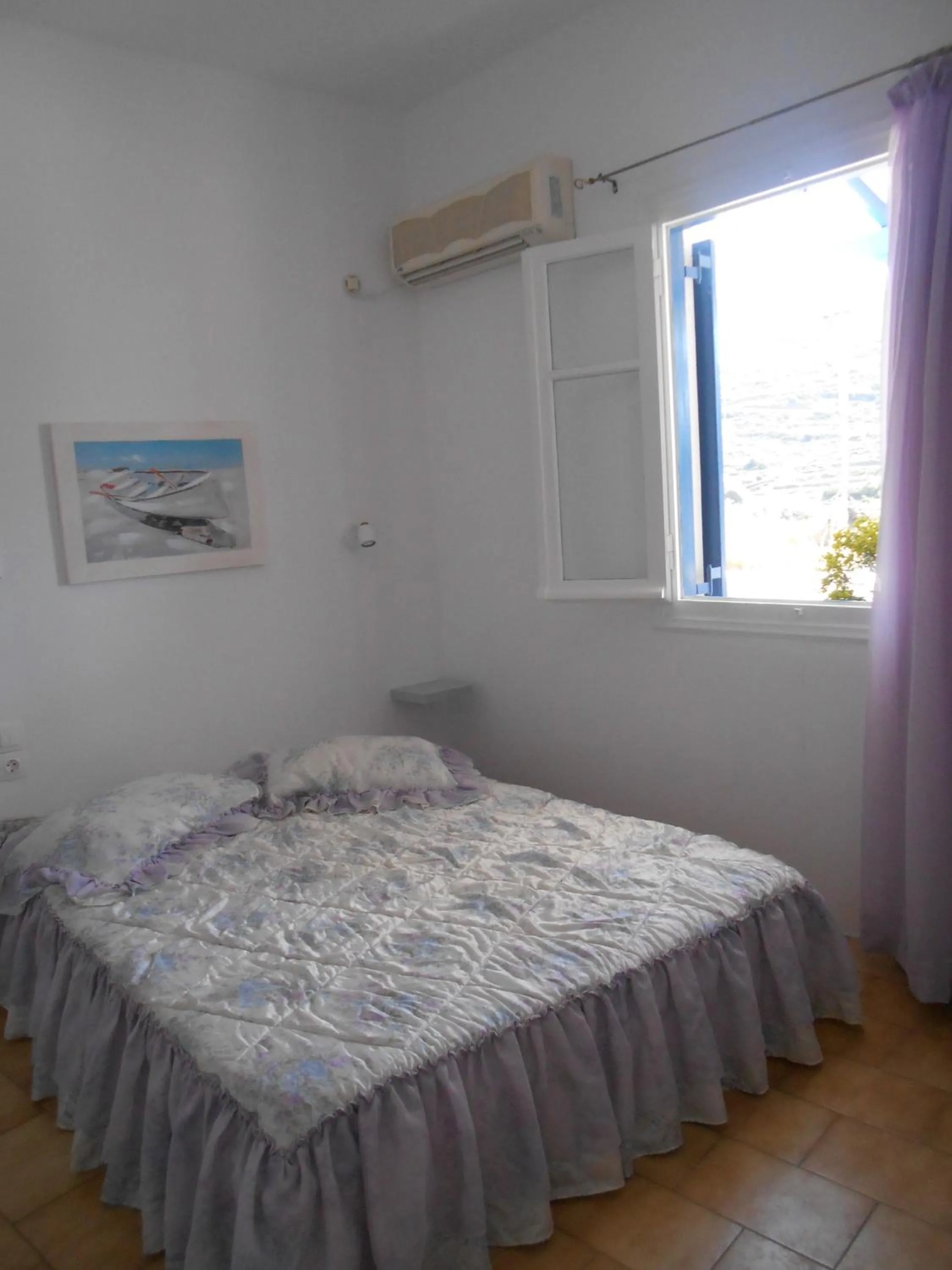 One-Bedroom Apartment in Angeliki Pension