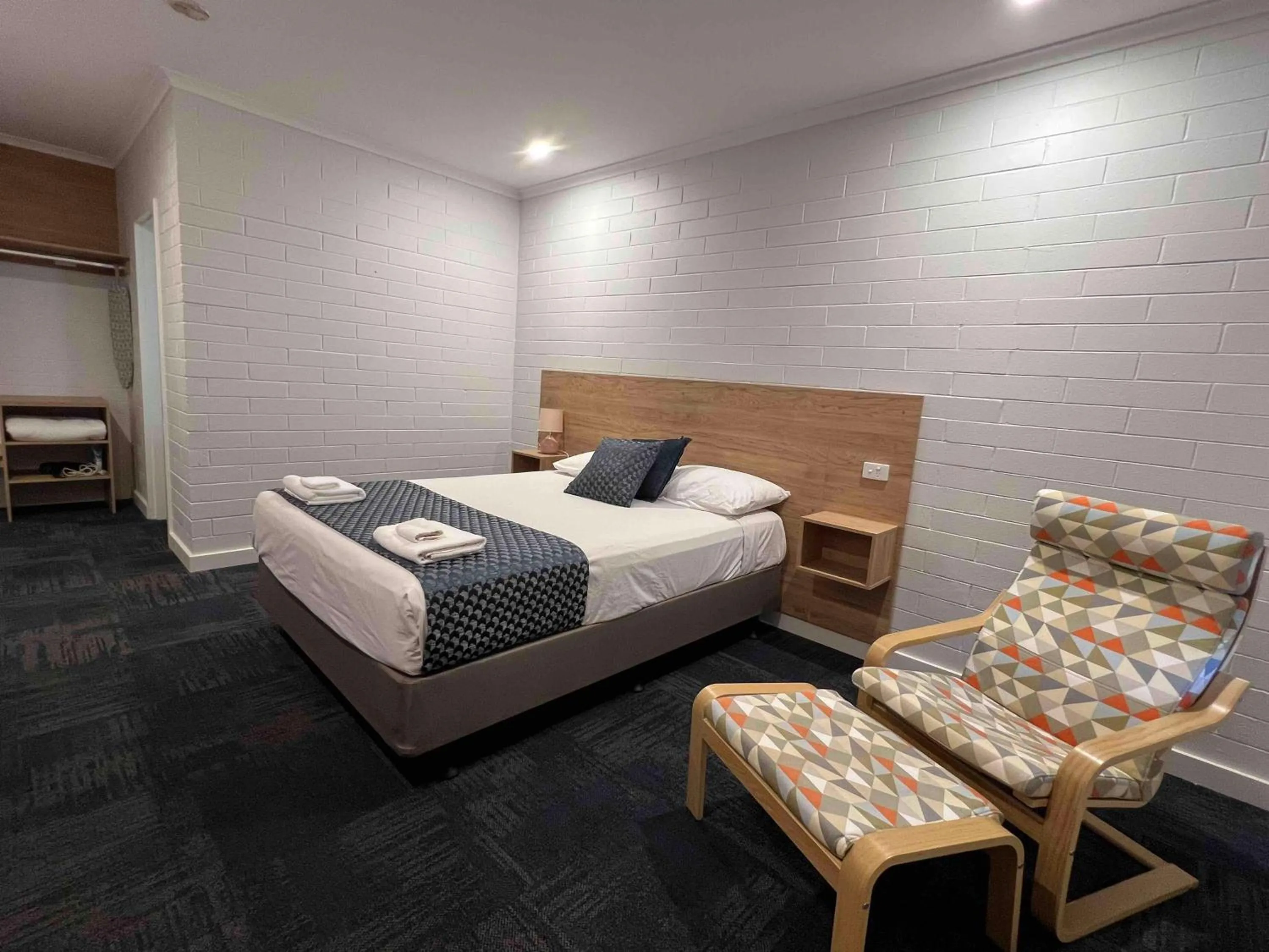 Bed in Katherine Motel