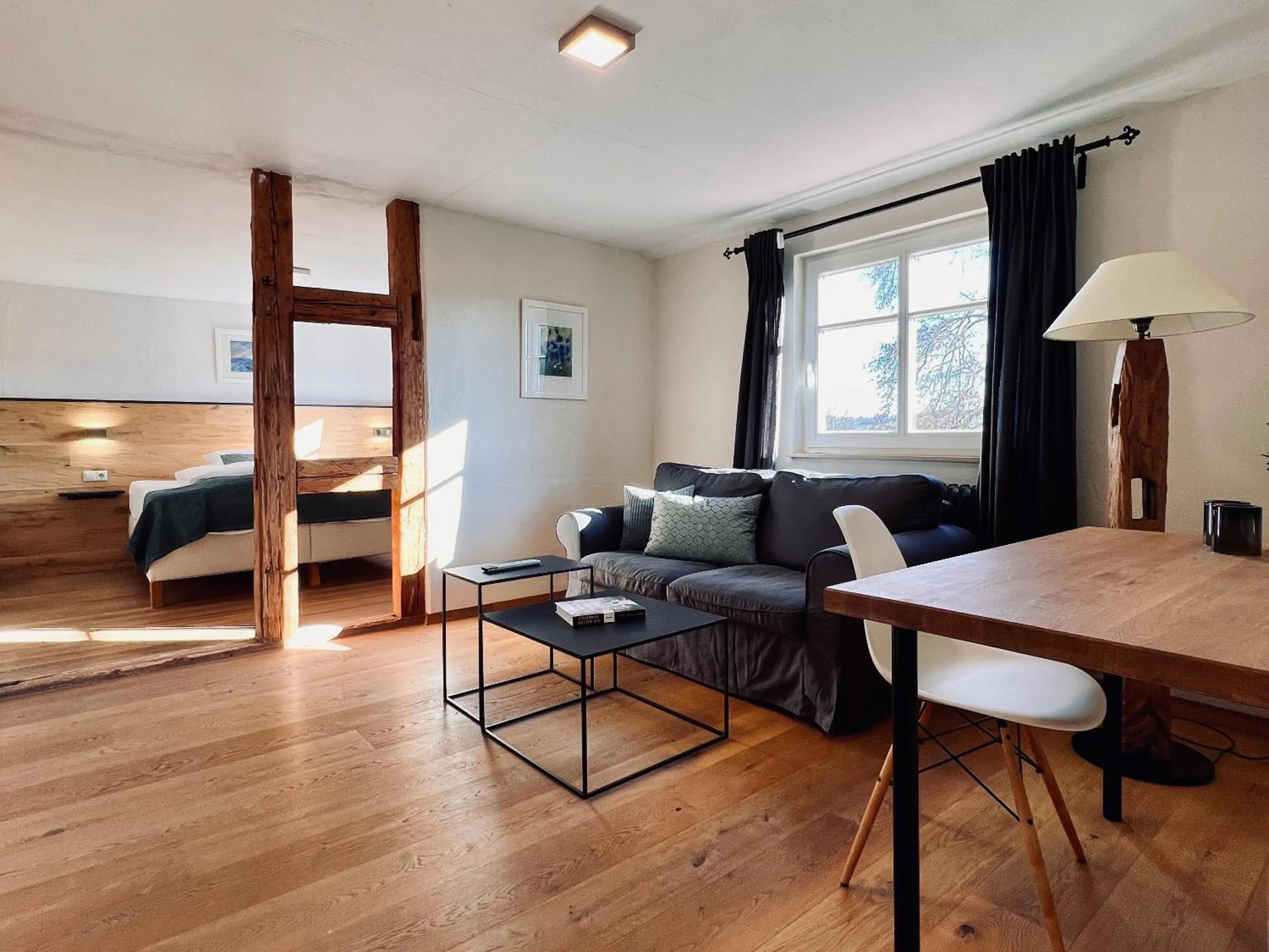 Property building, Bed in Gasthof Wäscherschloss