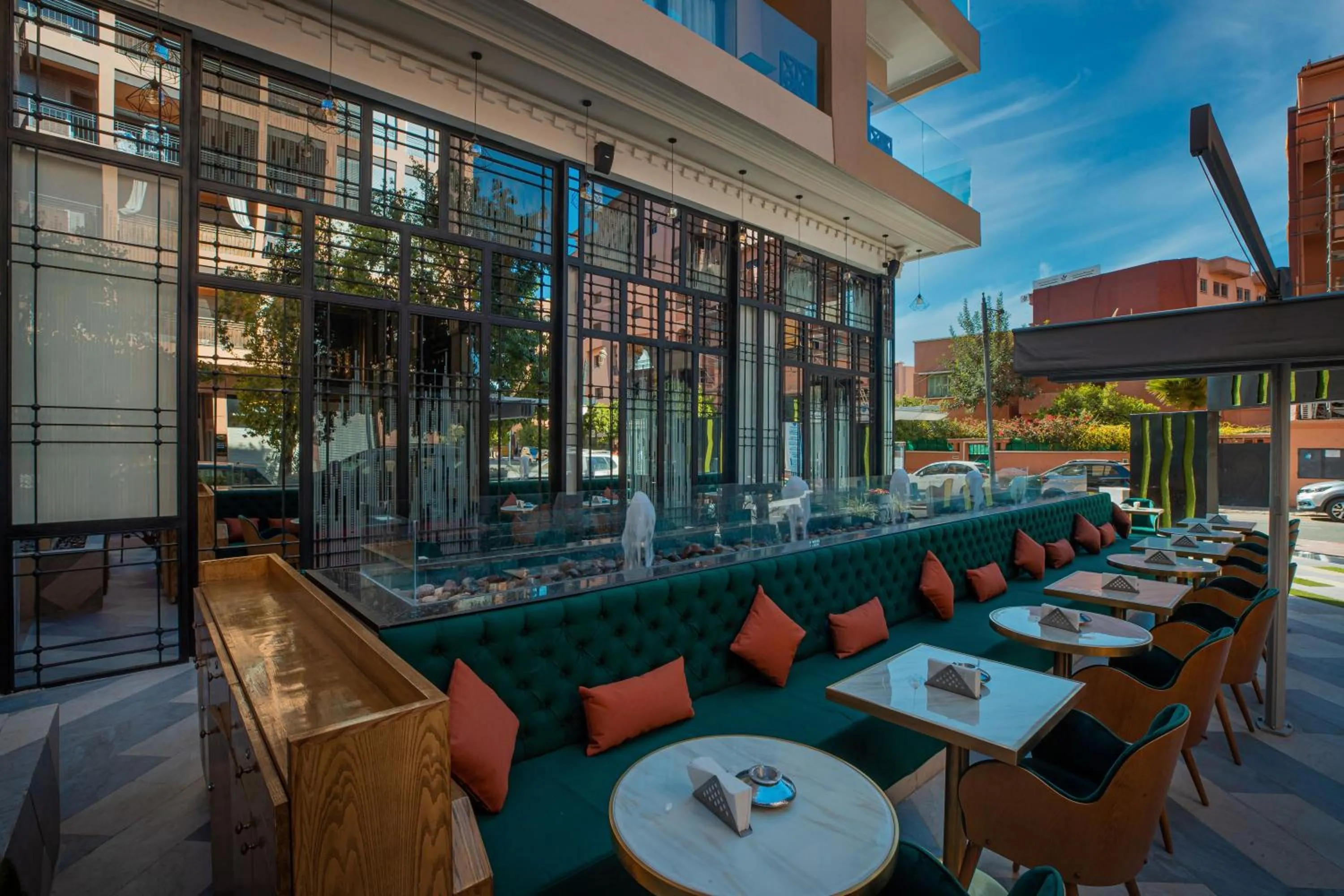 Restaurant/places to eat in Stars Hotel & Spa