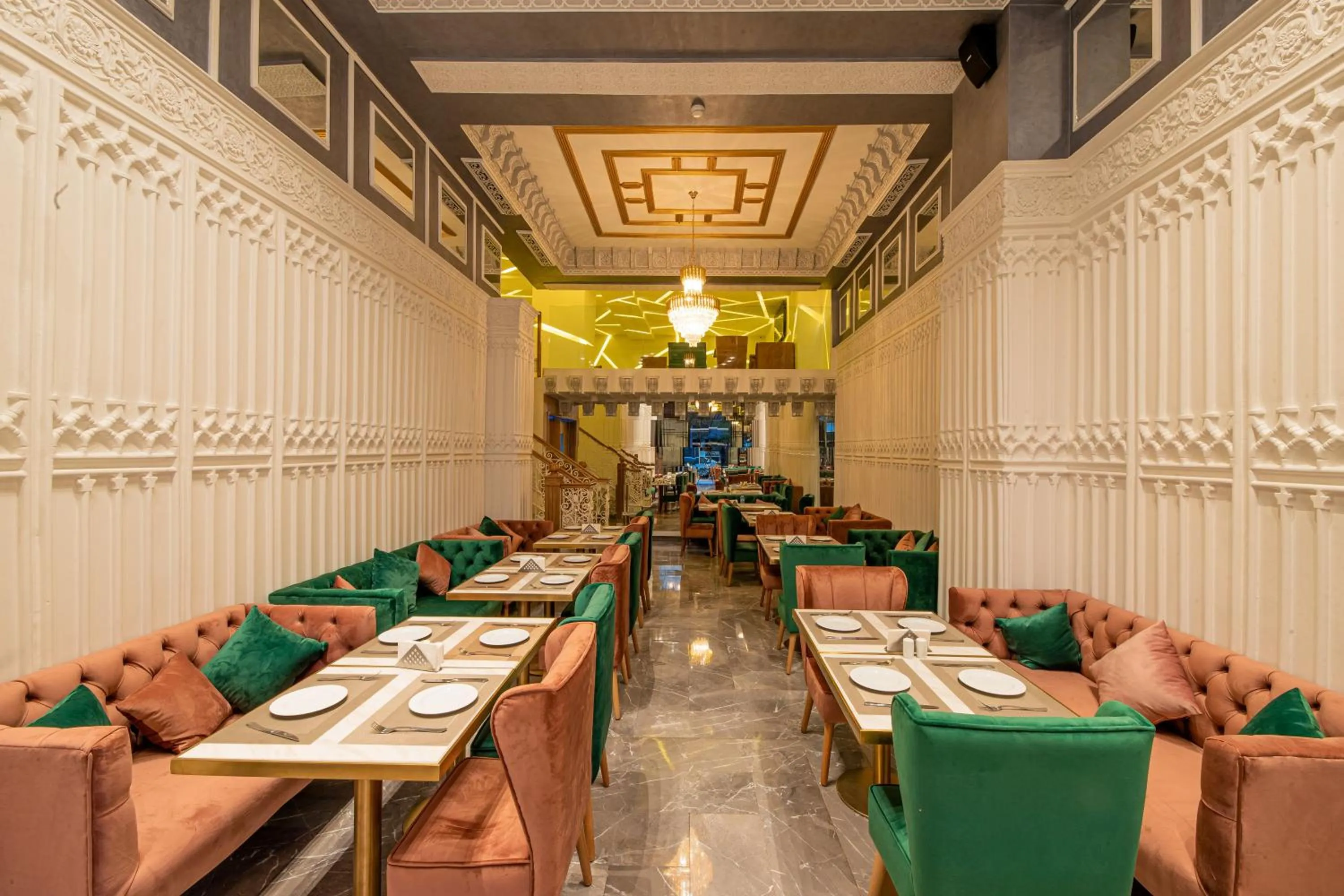 Restaurant/places to eat in Stars Hotel & Spa