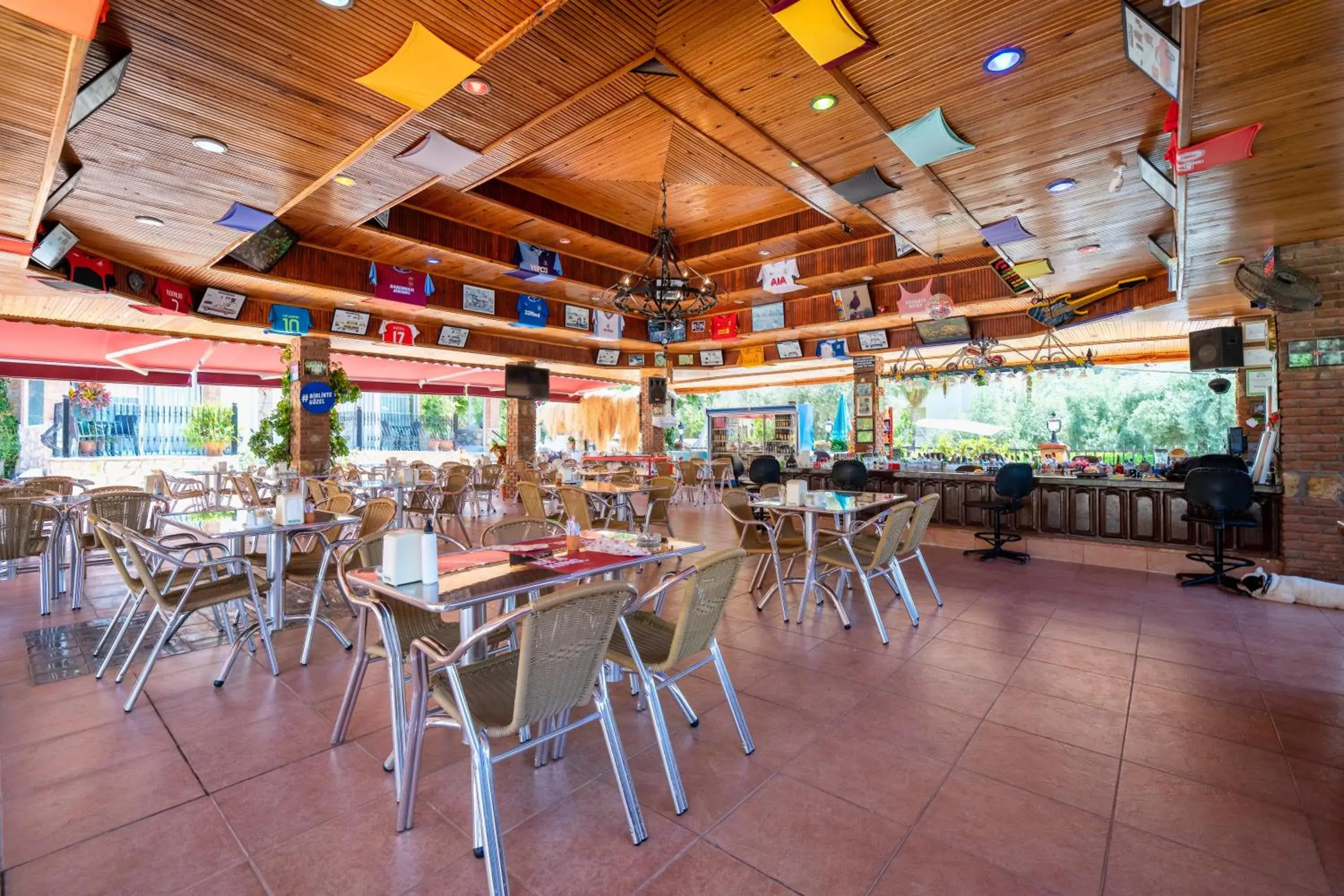 Restaurant/places to eat in Hotel Imparator Restaurant/places to eat in Hotel Imparator