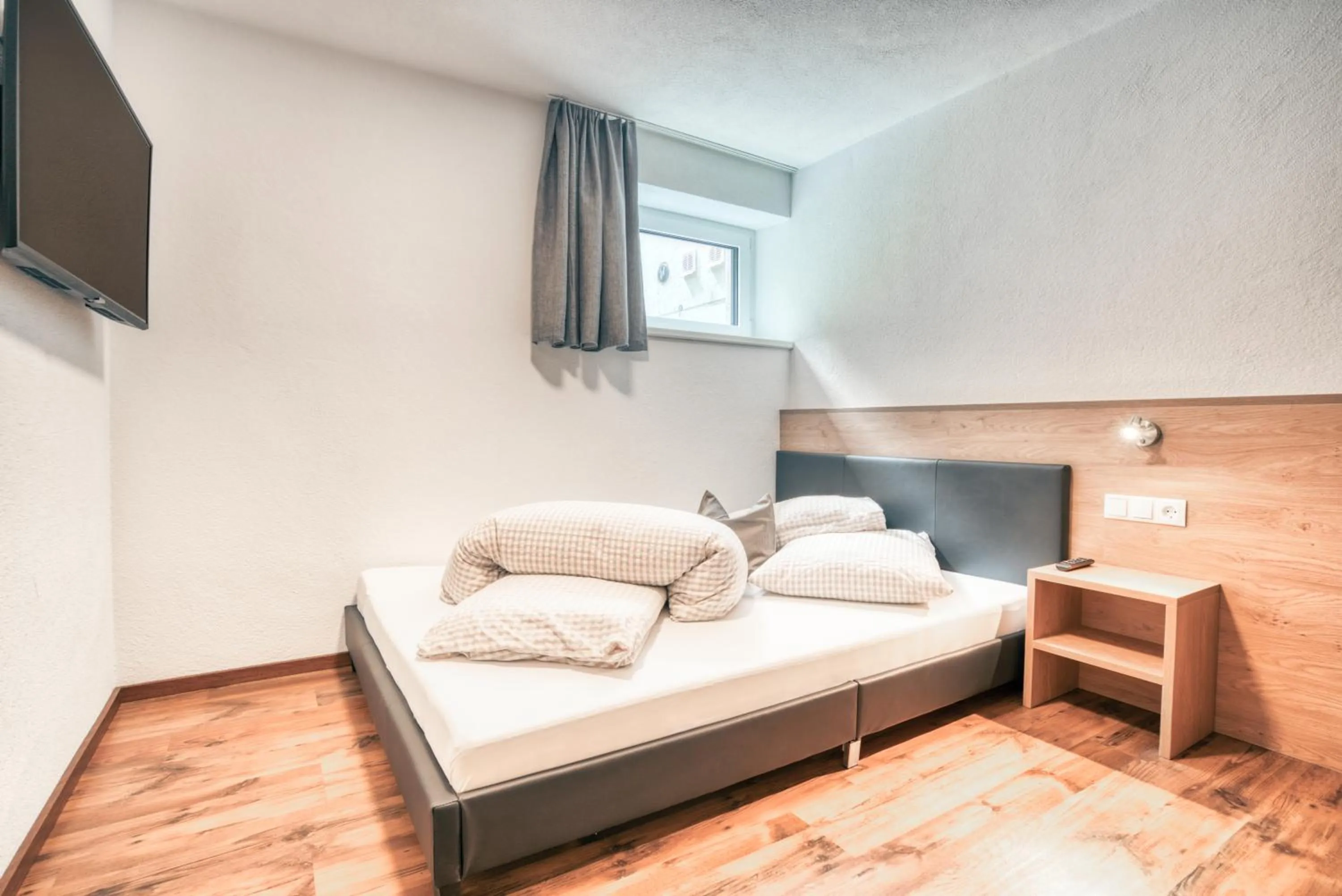 Bed in Apart Gstrein - including Silvretta Premium Summercard