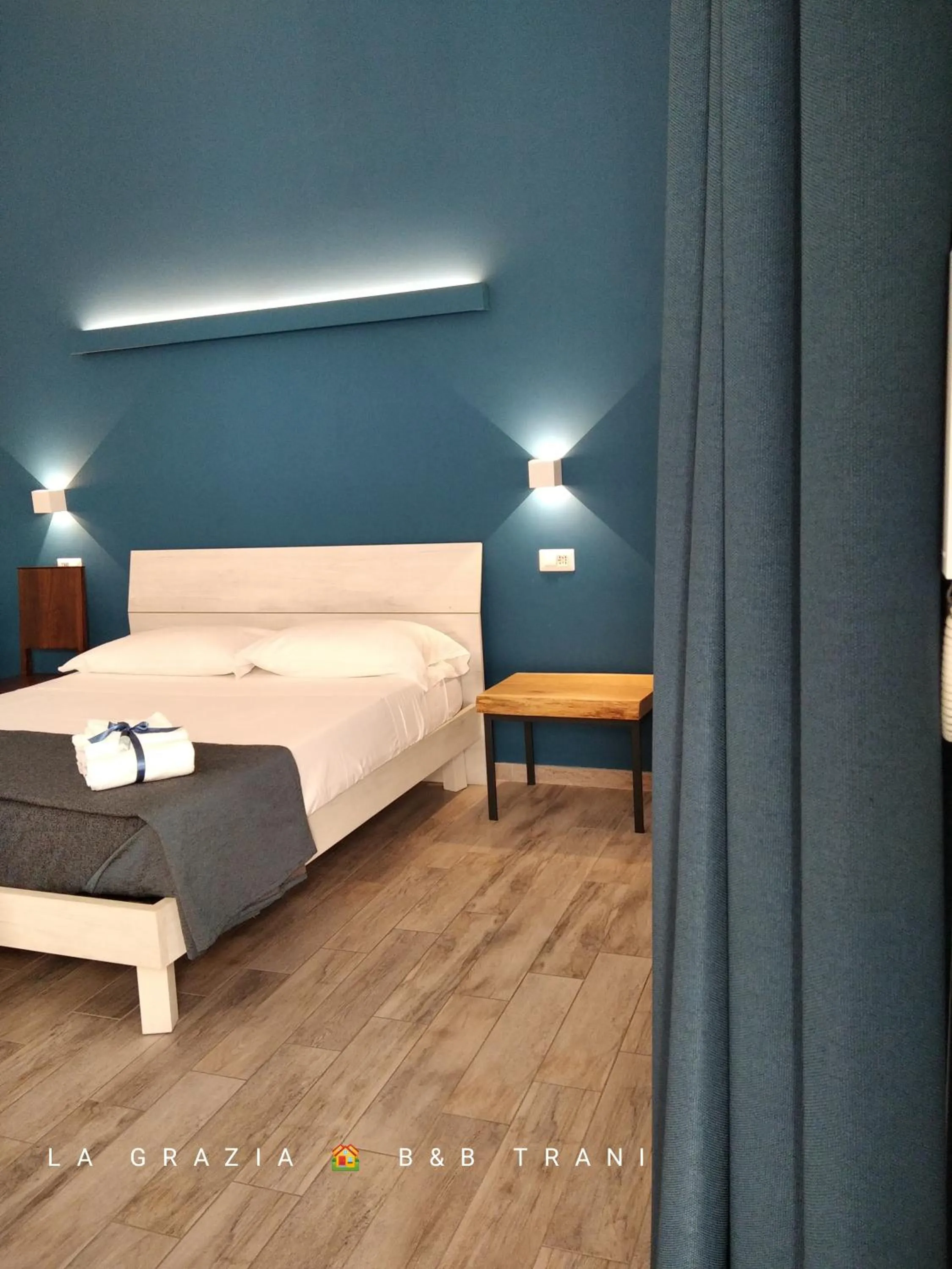 Photo of the whole room, Bed in TRANI LA GRAZIA b&b