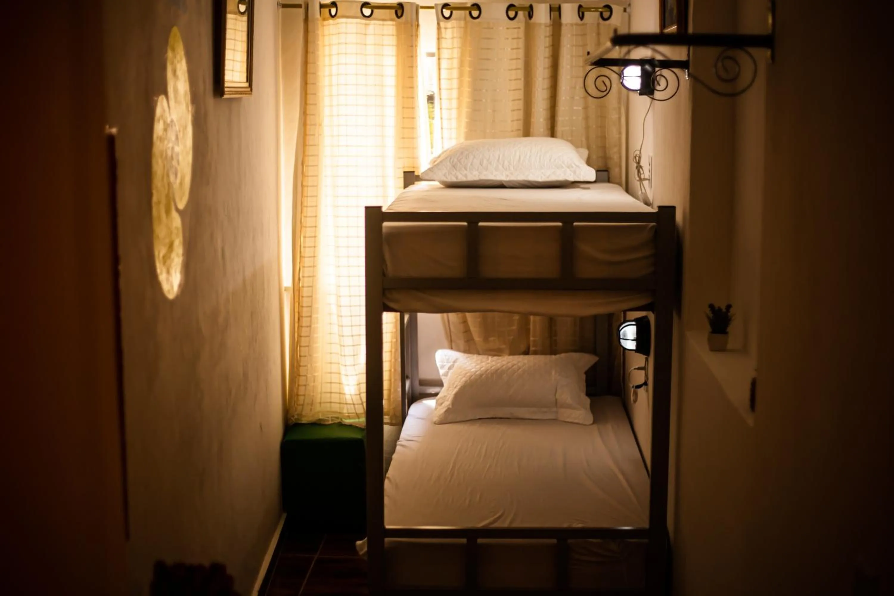 Twin Room with Shared Bathroom in Hostel Liberdade