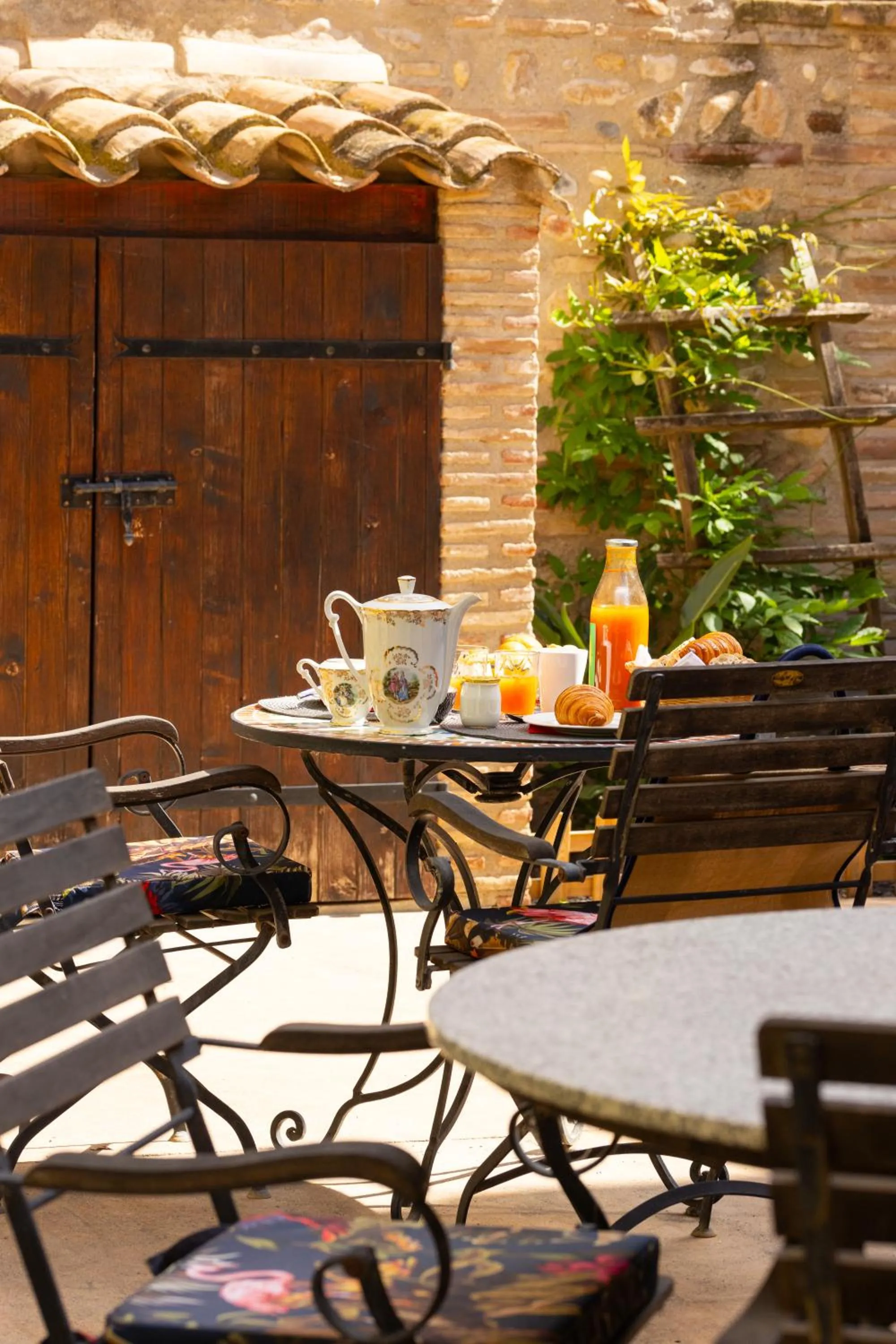 Breakfast in La Vieille Demeure