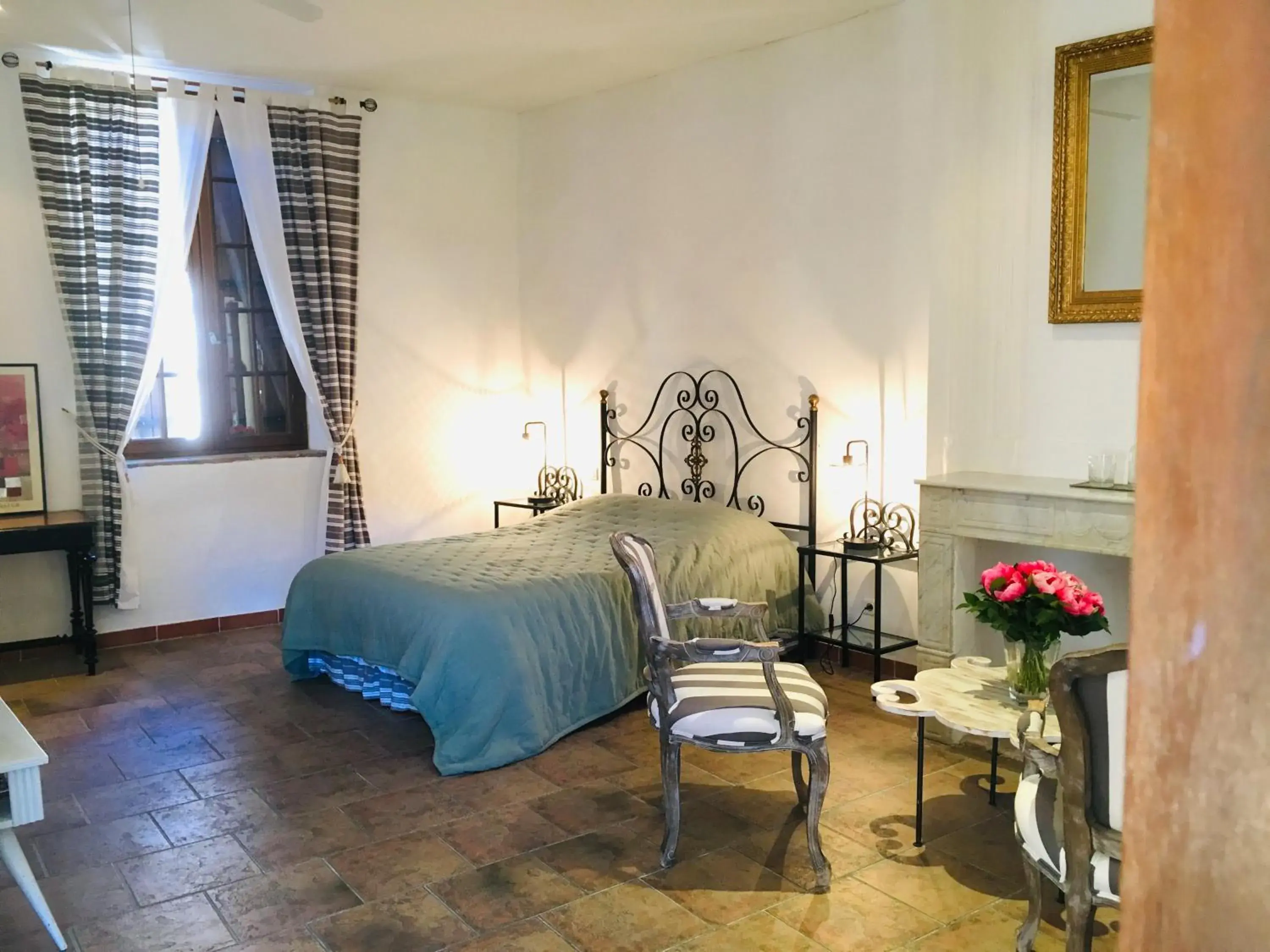 Suite in La Vieille Demeure Suite in La Vieille Demeure