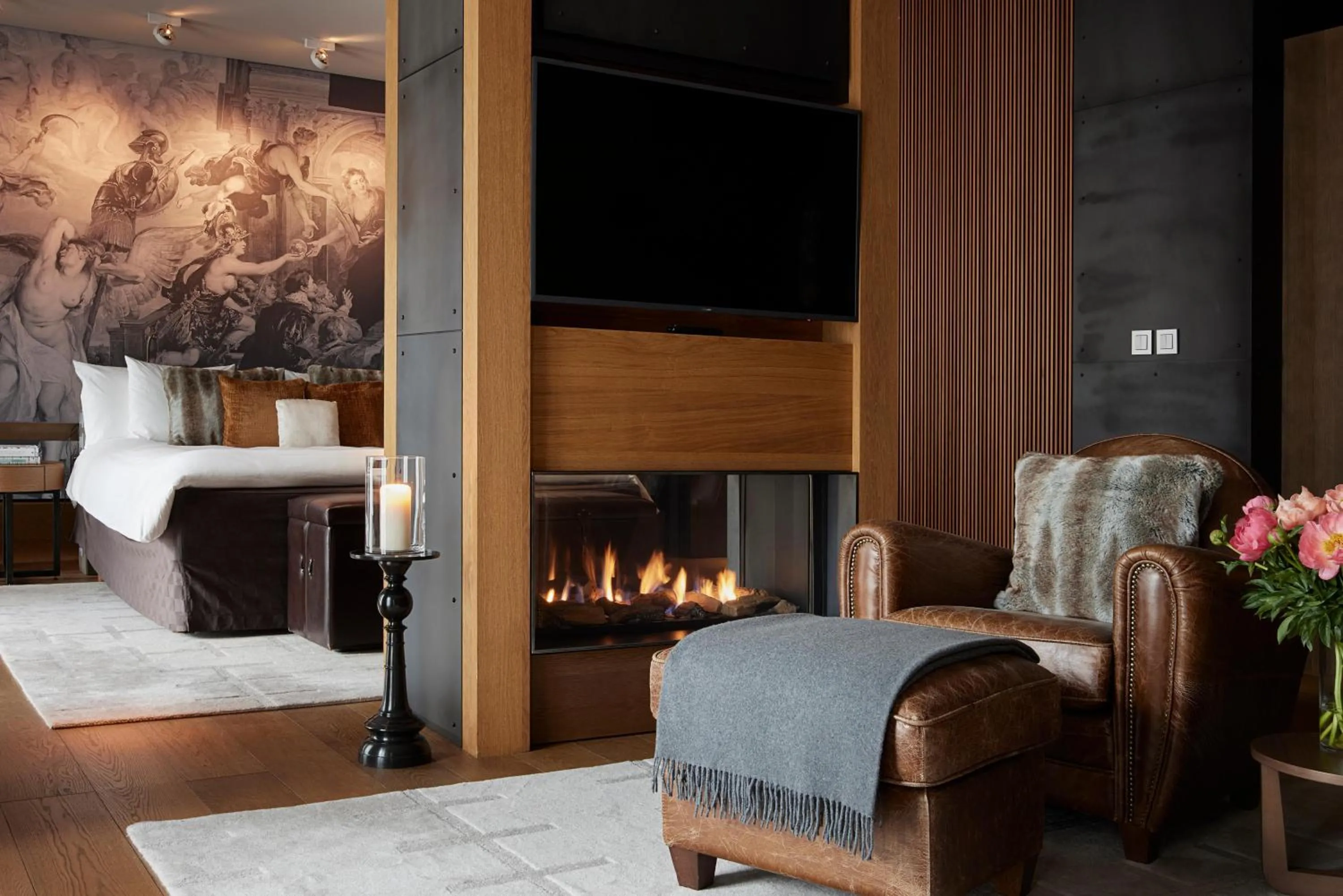Photo of the whole room, Bed in The Chedi Andermatt