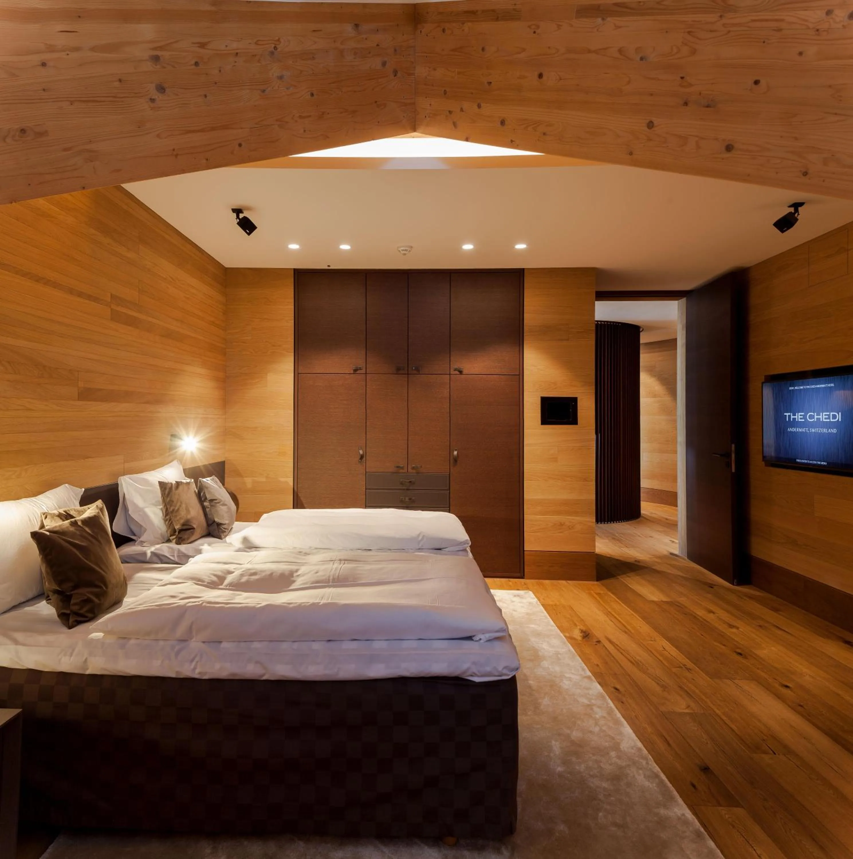 Photo of the whole room, Bed in The Chedi Andermatt