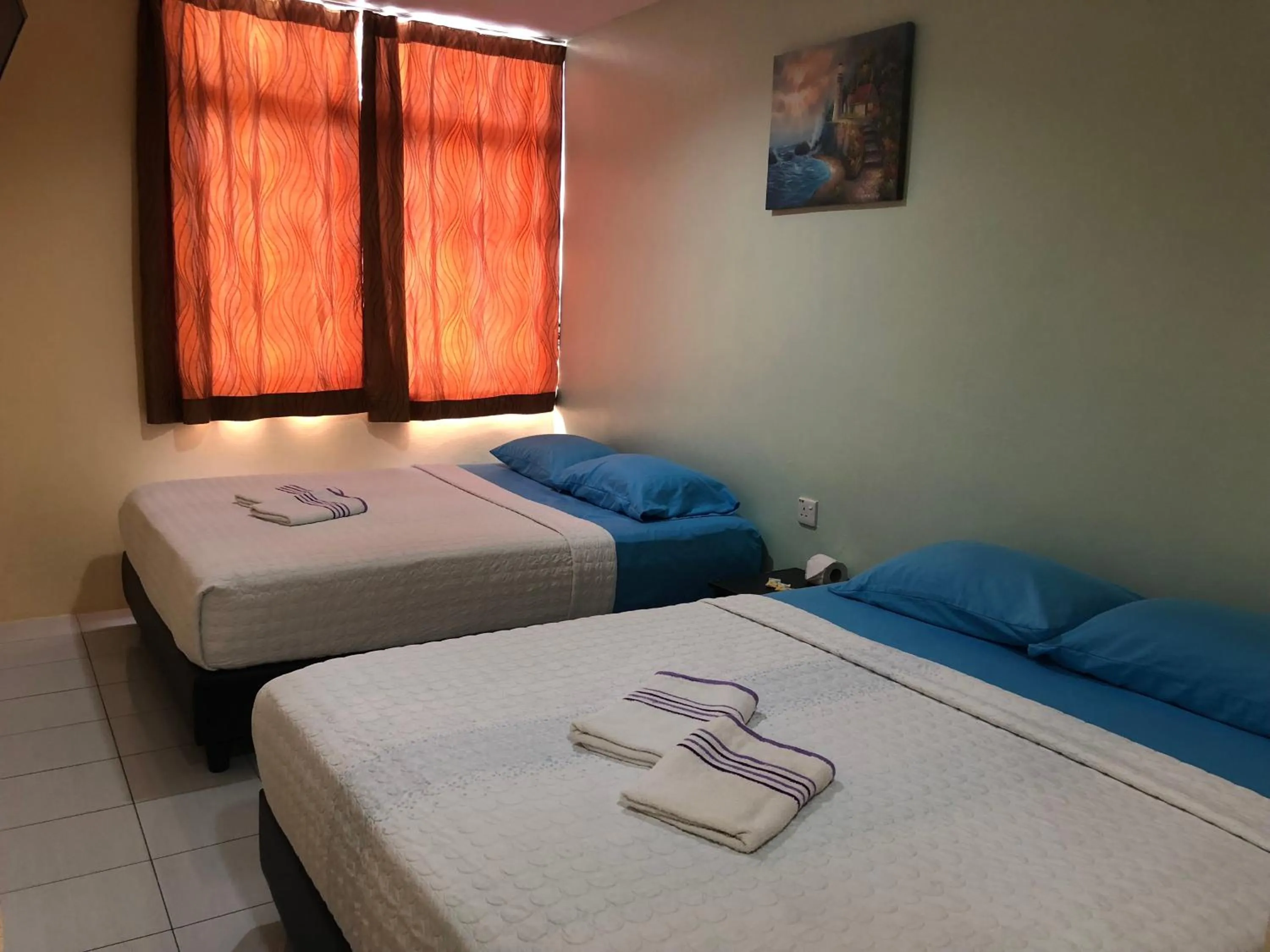 Bed in Best Seven Motel