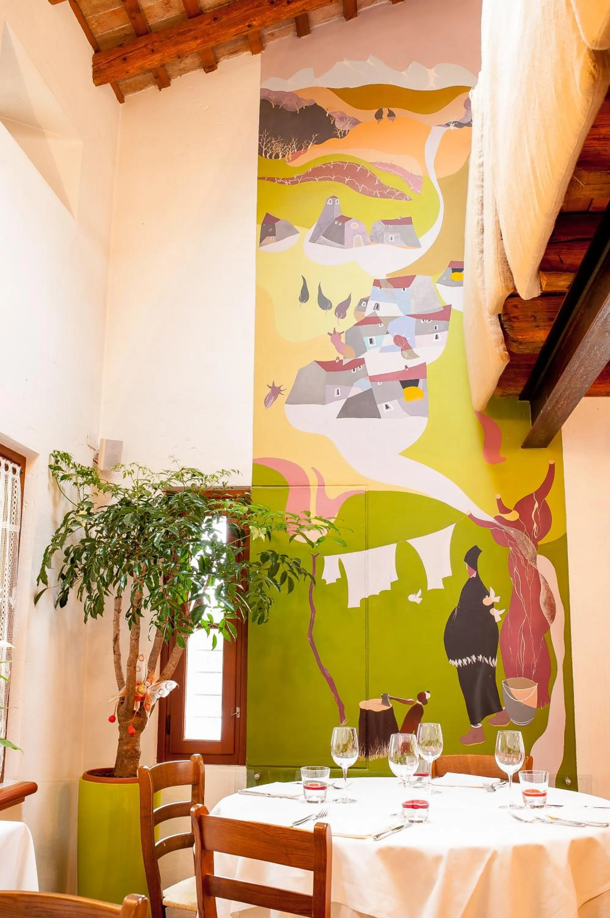 Restaurant/places to eat in Elliot Osteria e dormire in collina