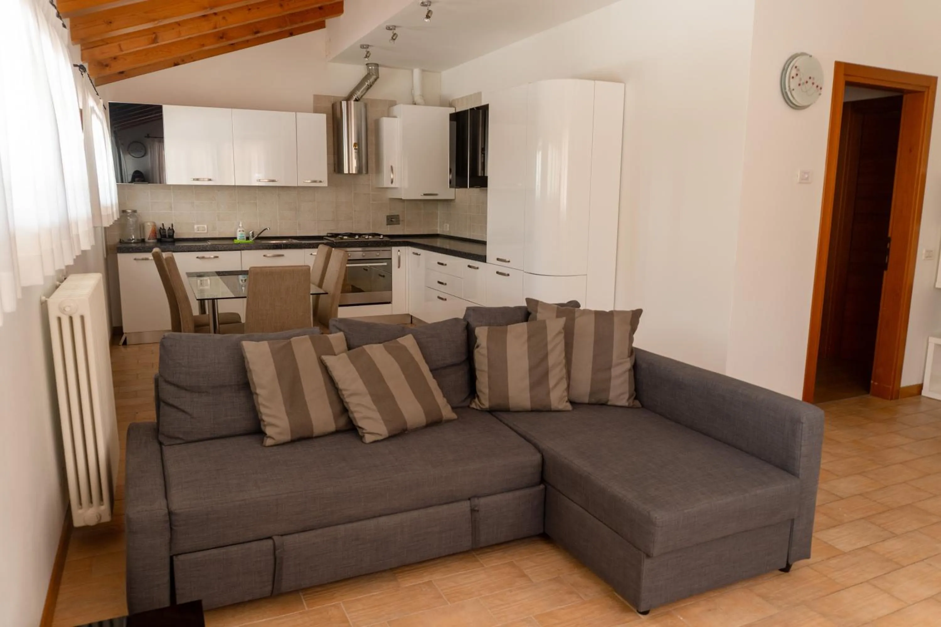 Kitchen or kitchenette in Elliot Osteria e dormire in collina