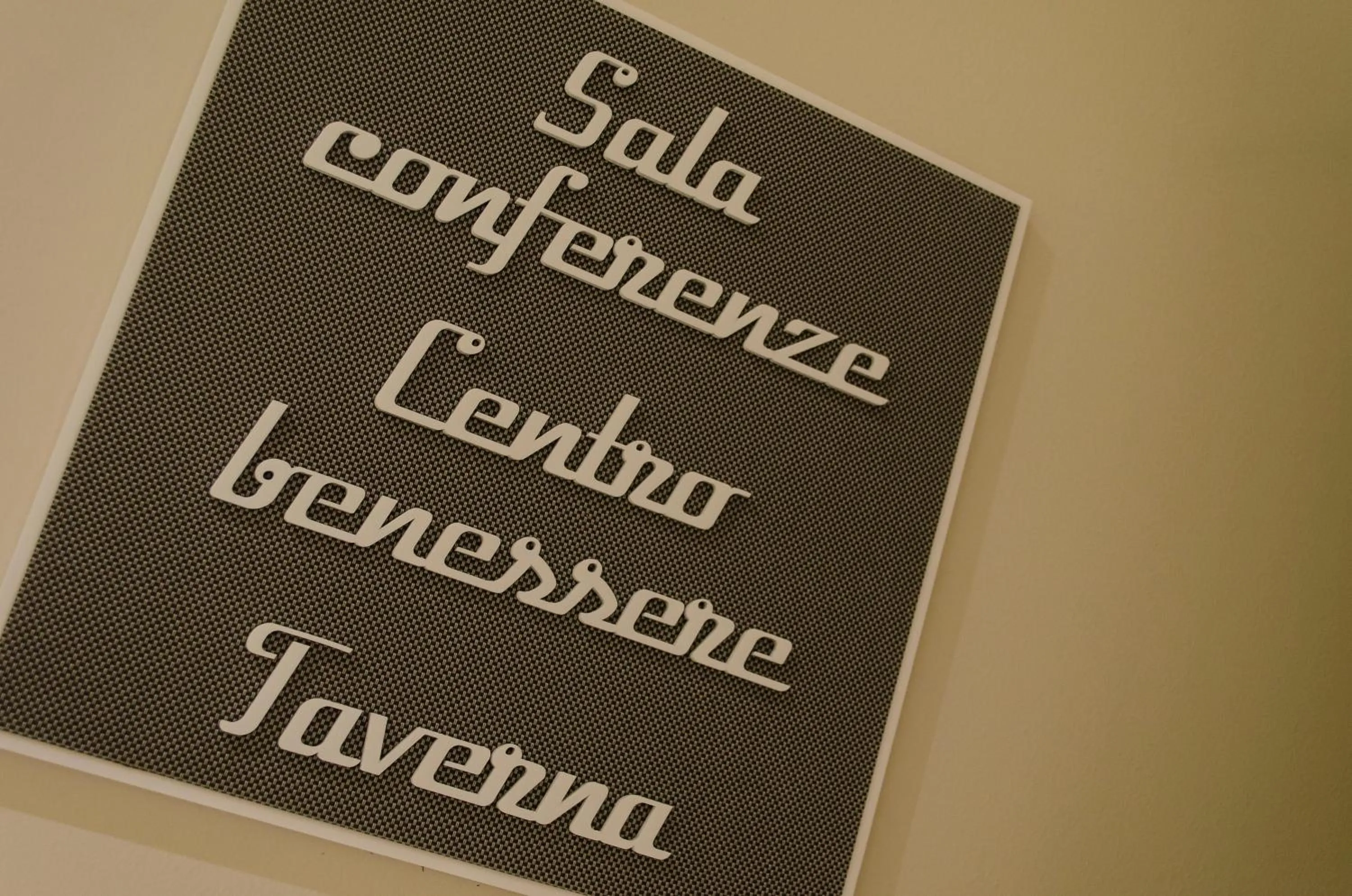 Logo/Certificate/Sign in Elliot Osteria e dormire in collina