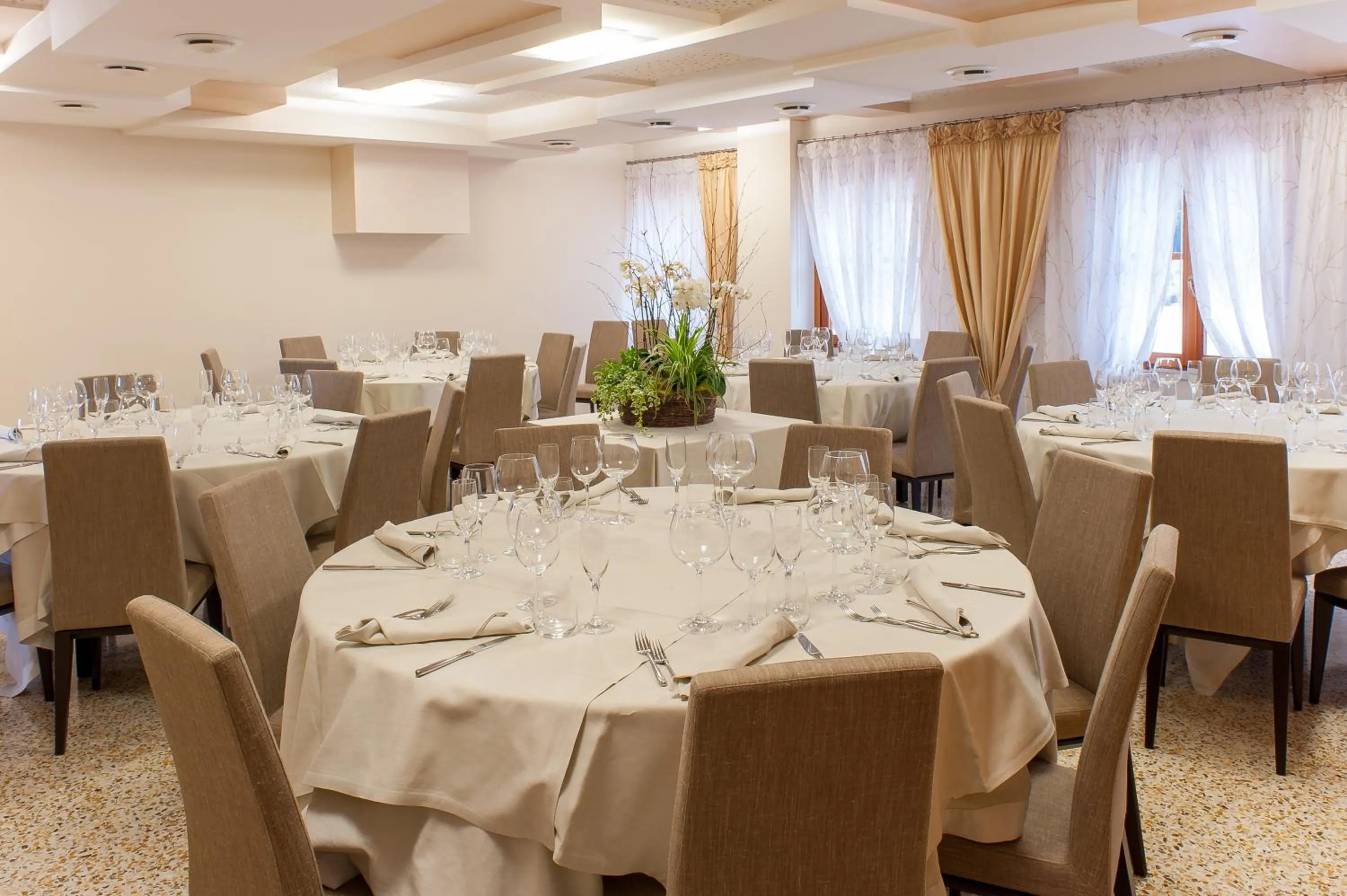 Restaurant/places to eat in Elliot Osteria e dormire in collina