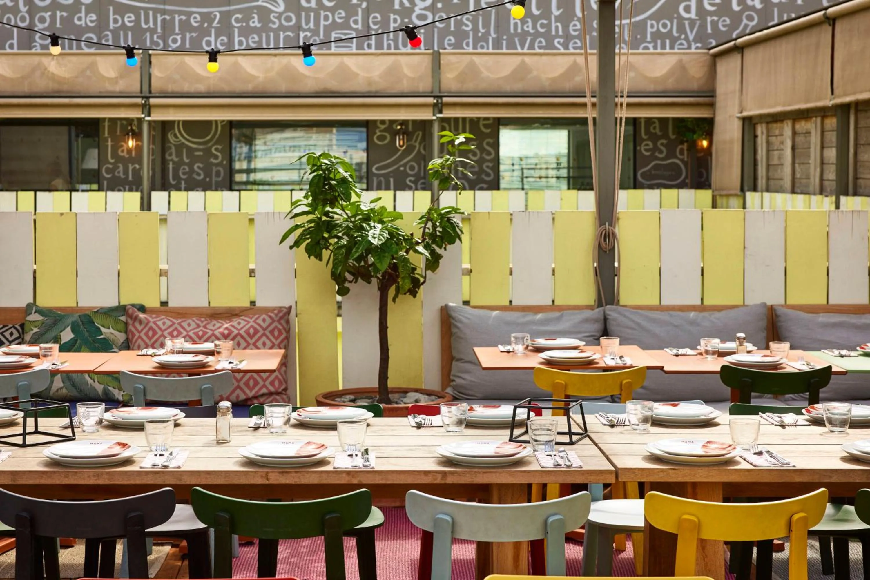 Restaurant/places to eat in Mama Shelter Bordeaux Centre