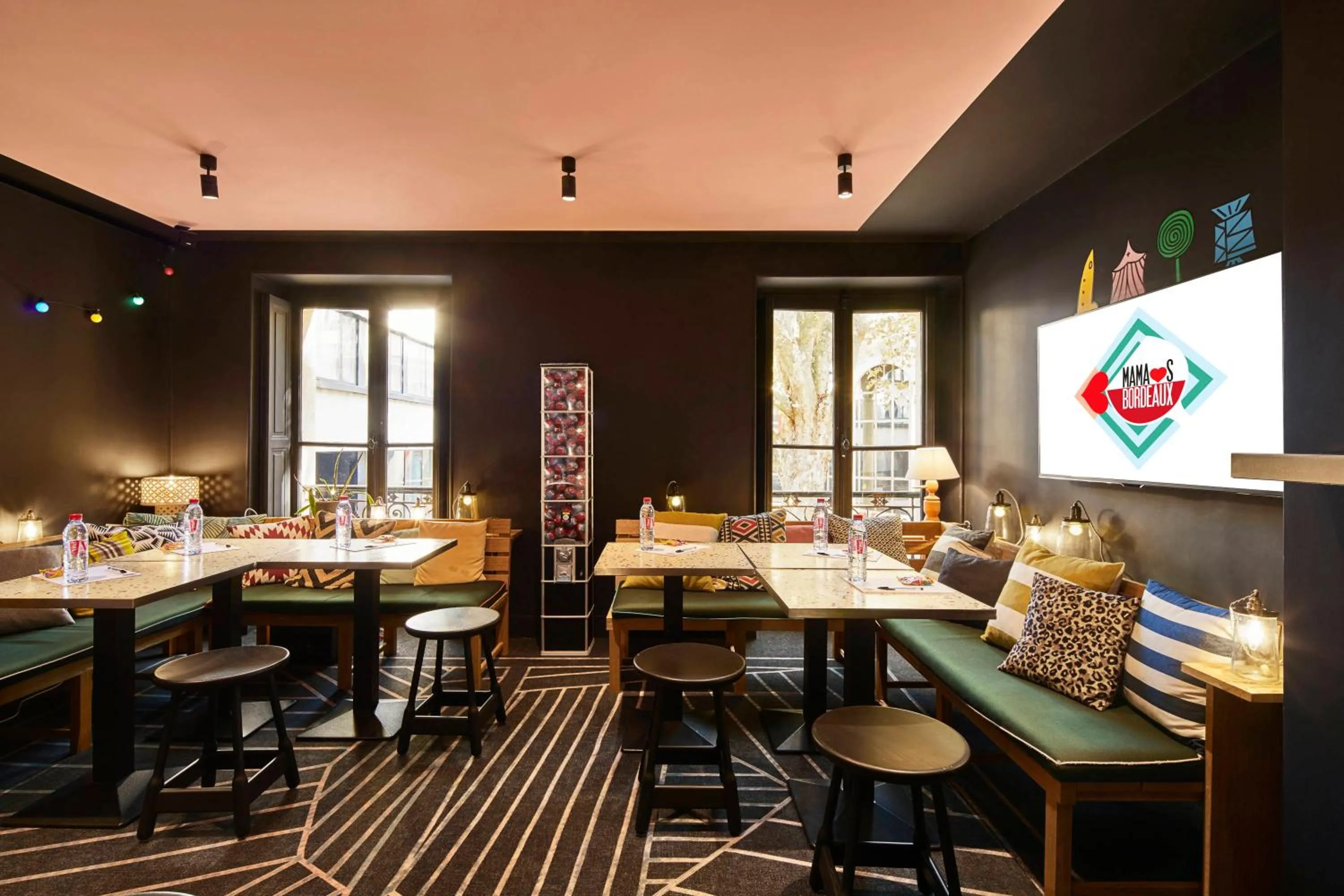 Meeting/conference room in Mama Shelter Bordeaux Centre