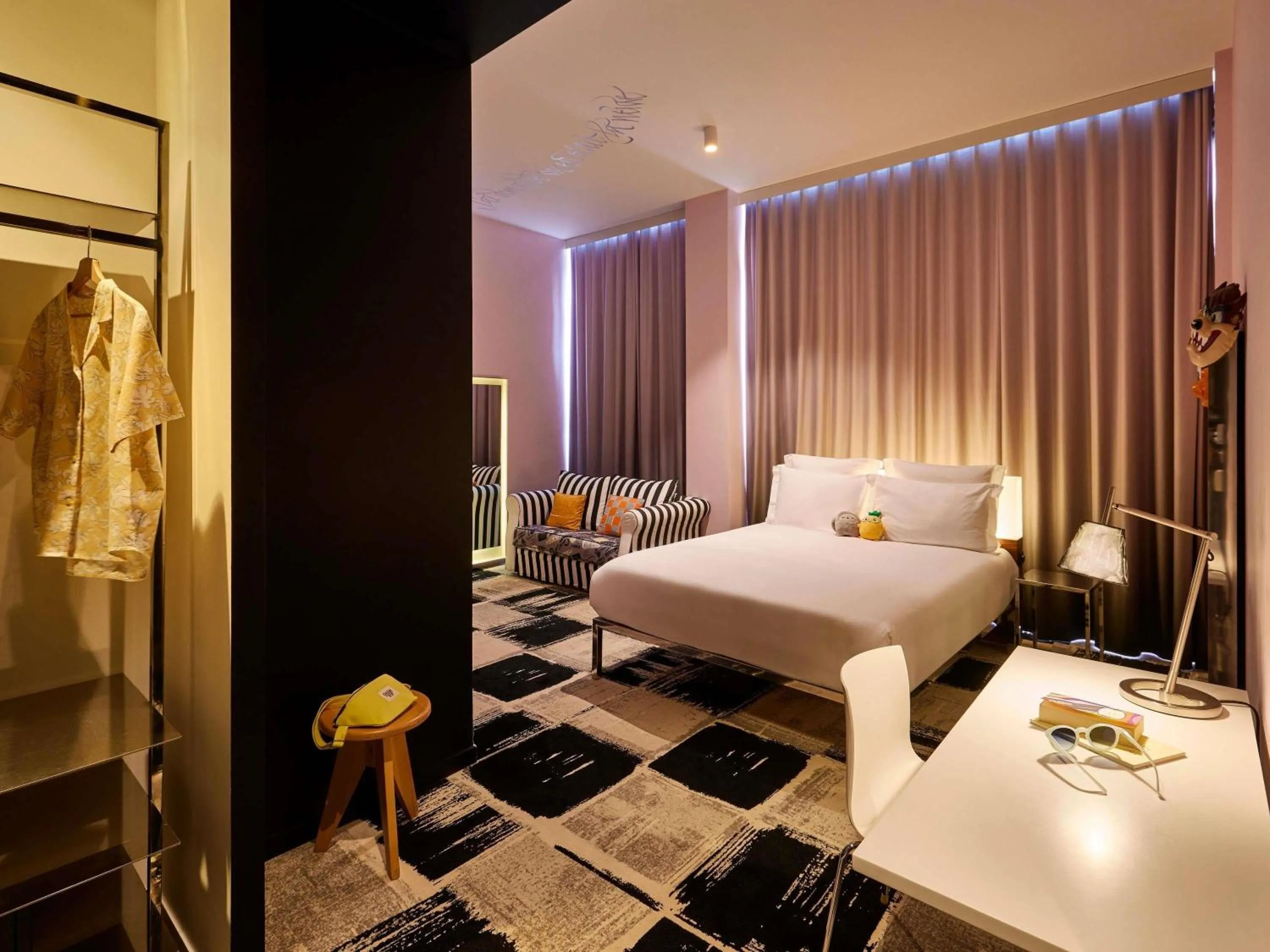 Bedroom, Bed in Mama Shelter Bordeaux Centre