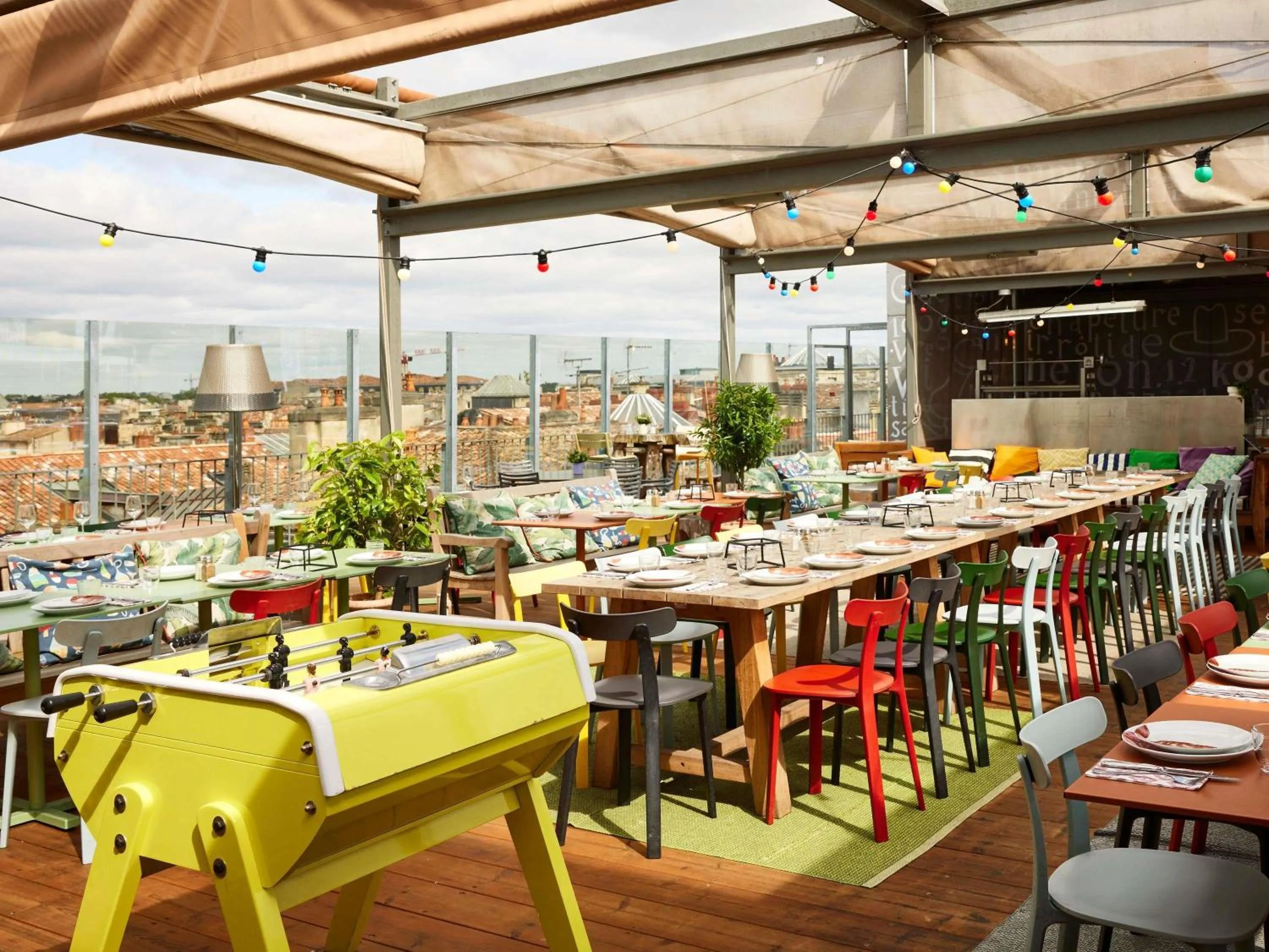 Lounge or bar in Mama Shelter Bordeaux Centre