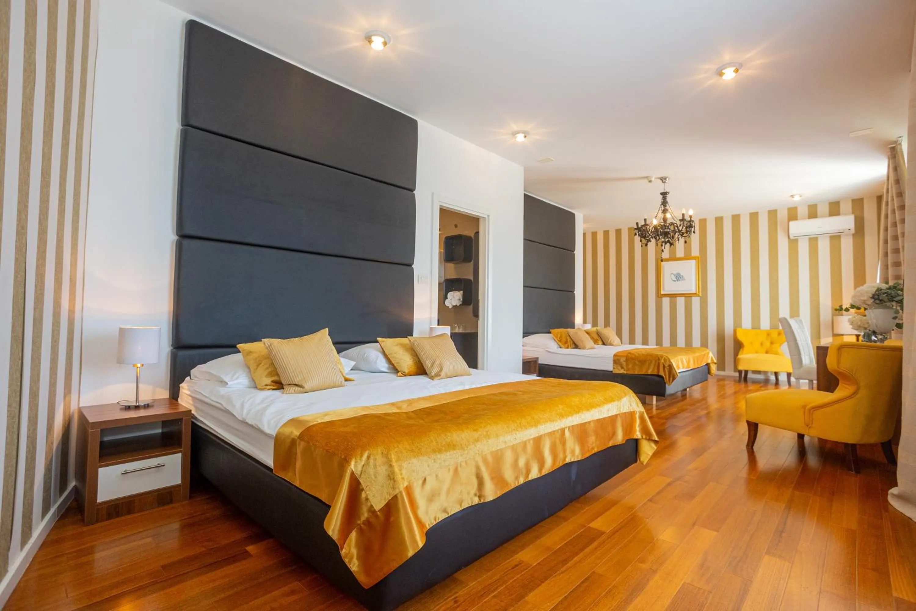 Bedroom, Bed in Perla Resort